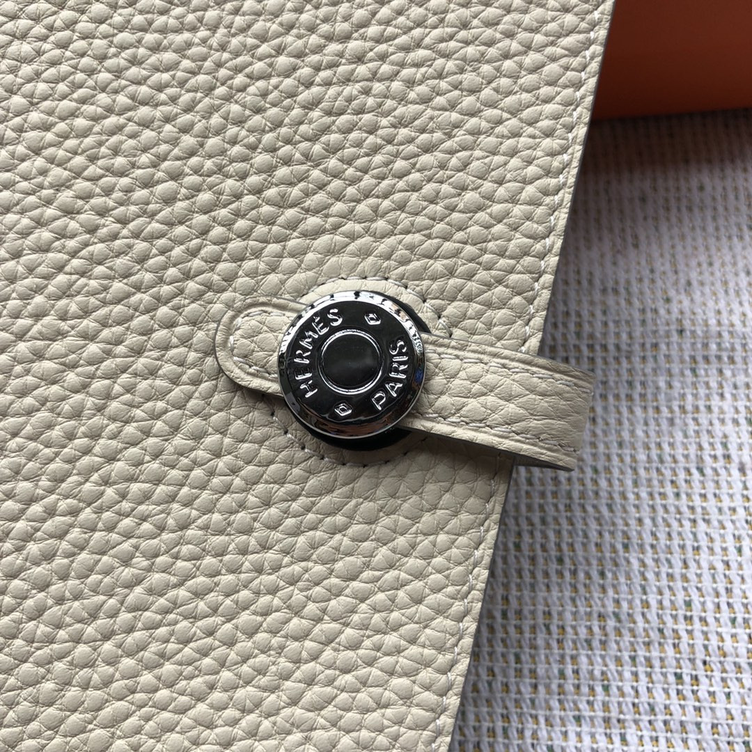 H**mes dogon duo wallet