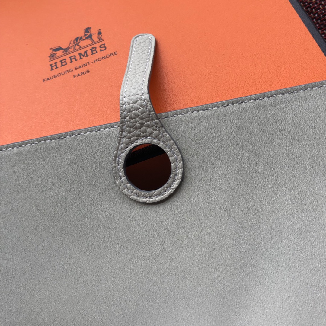 H**mes dogon duo wallet