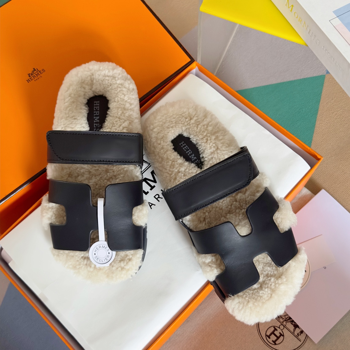 ua H**mes chypre sandal