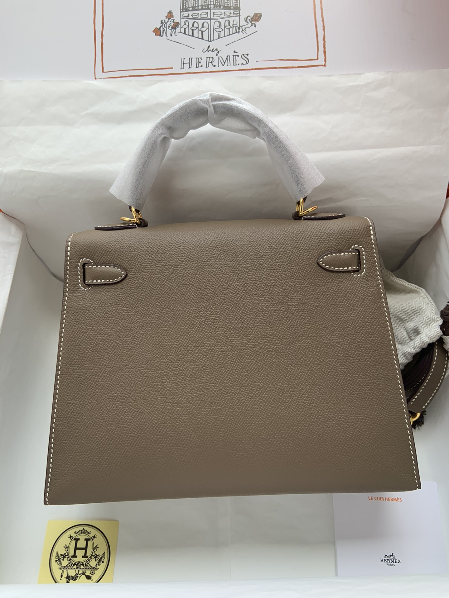H**mes kelly gold-tone hardware 25 28