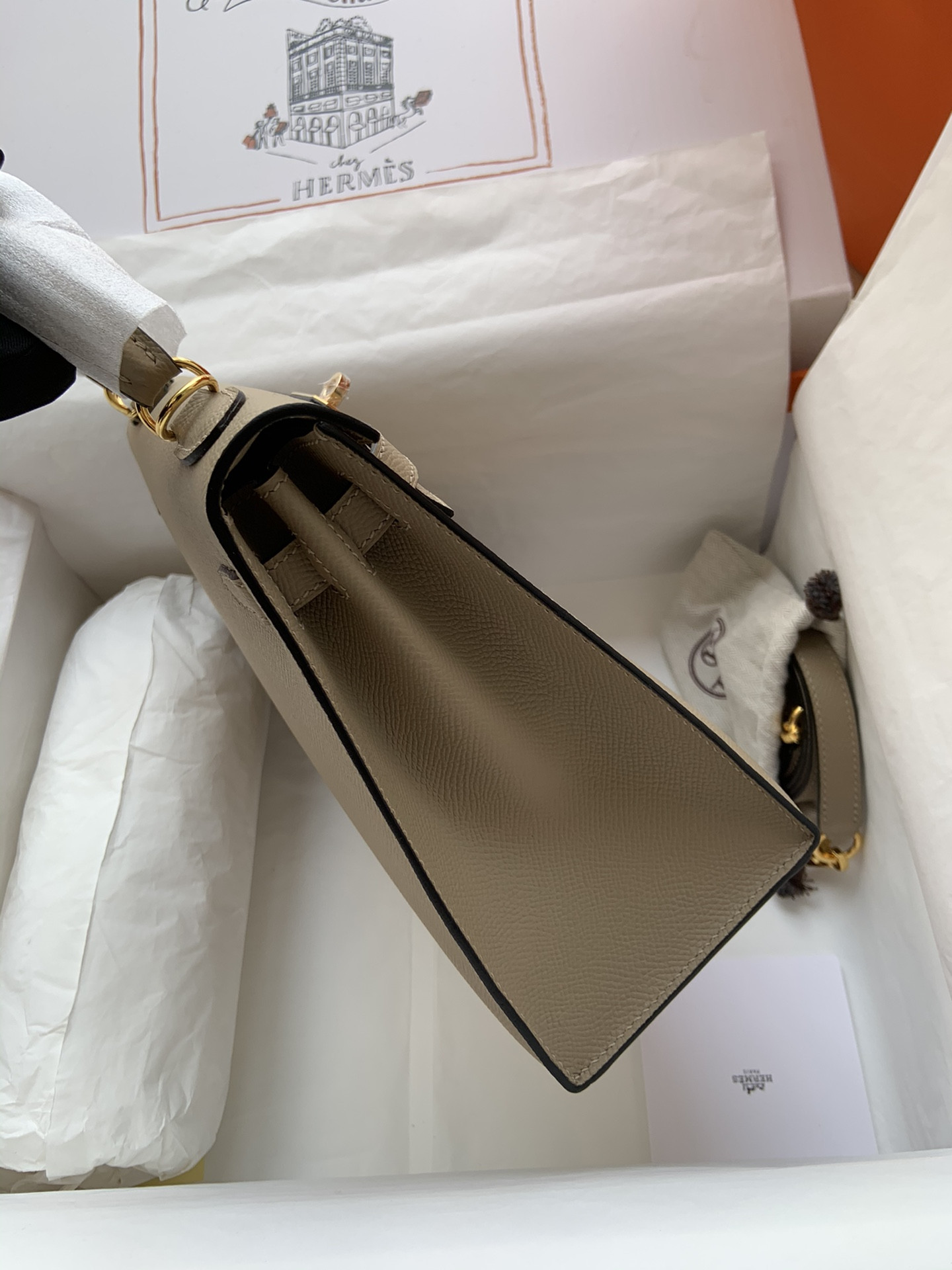 H**mes kelly gold-tone hardware 25 28