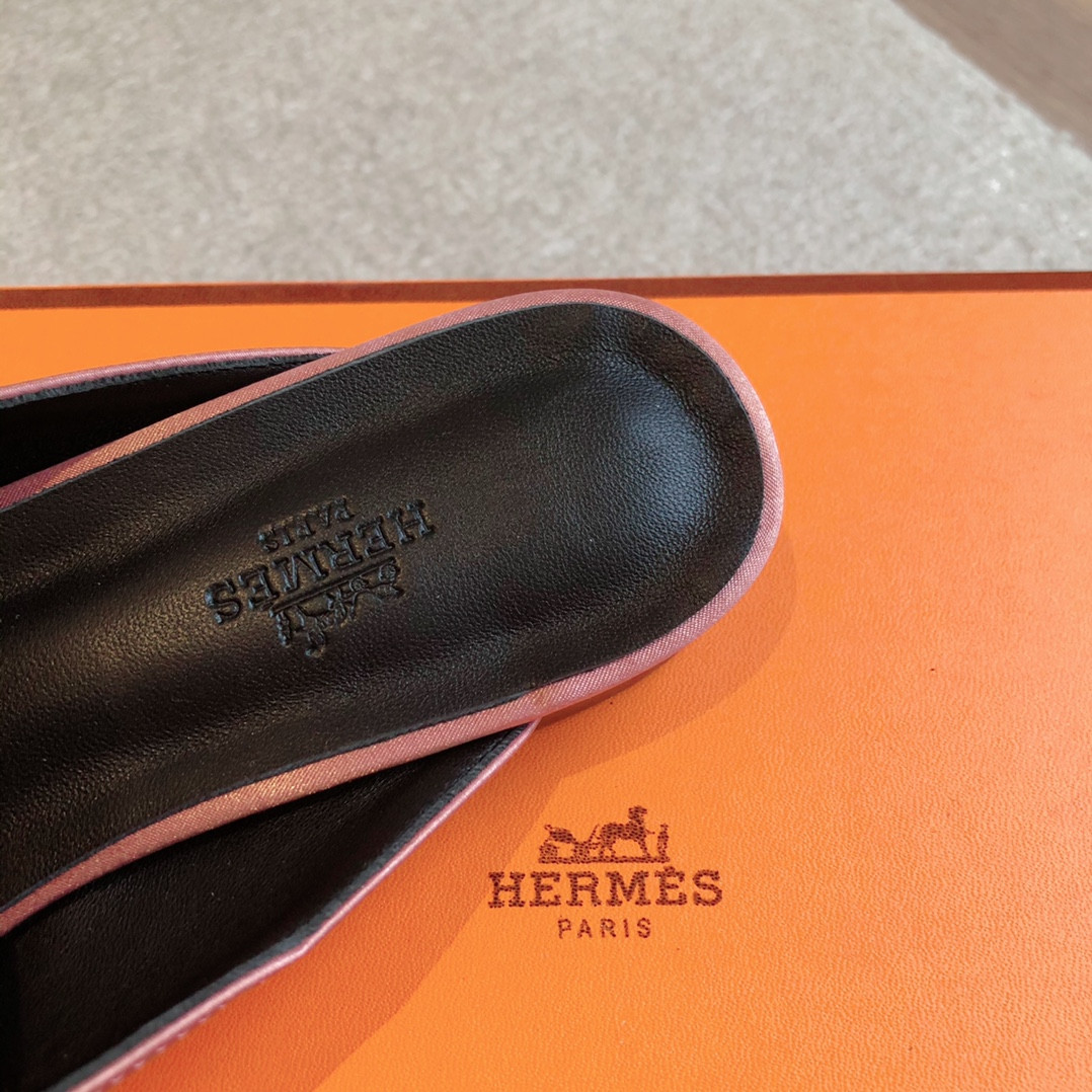 ua H**mes oz mule