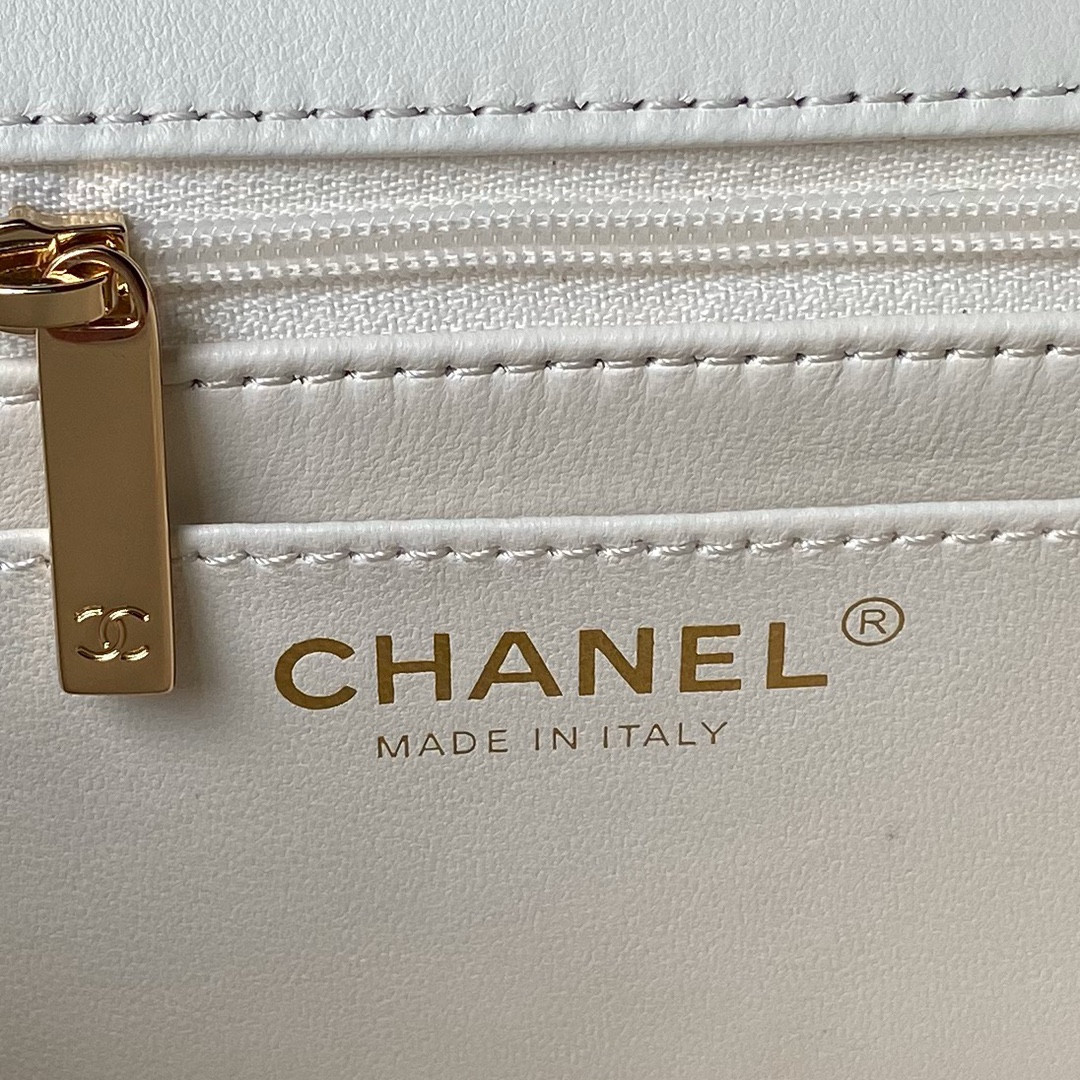 Ch*el 24a mini classic handbag 12 × 20 × 6 cm