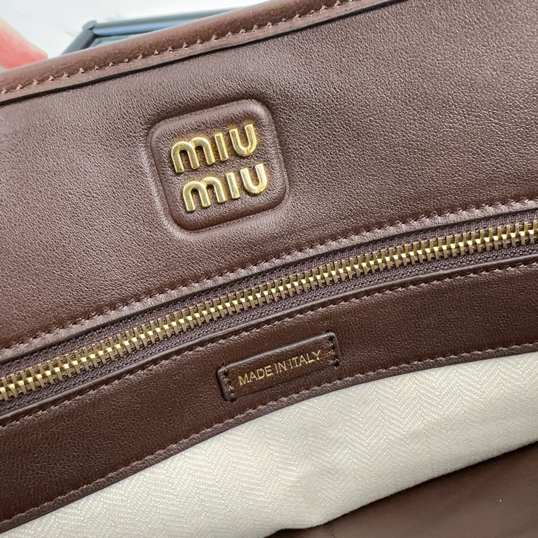 M1v M1v aventure nappa 31x40x13cm