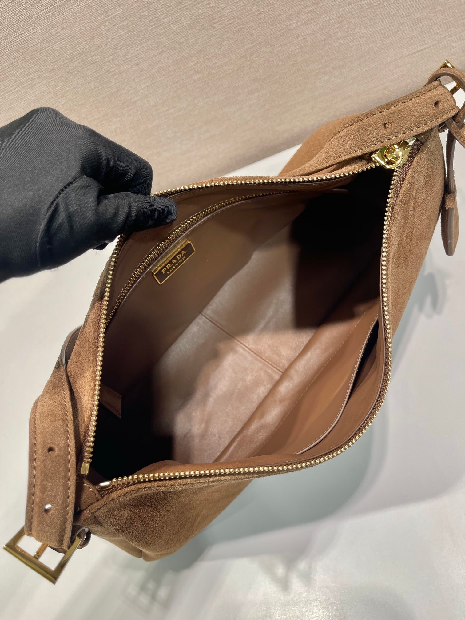 Pra*a aimée large leather shoulder bag  39x24x12cm