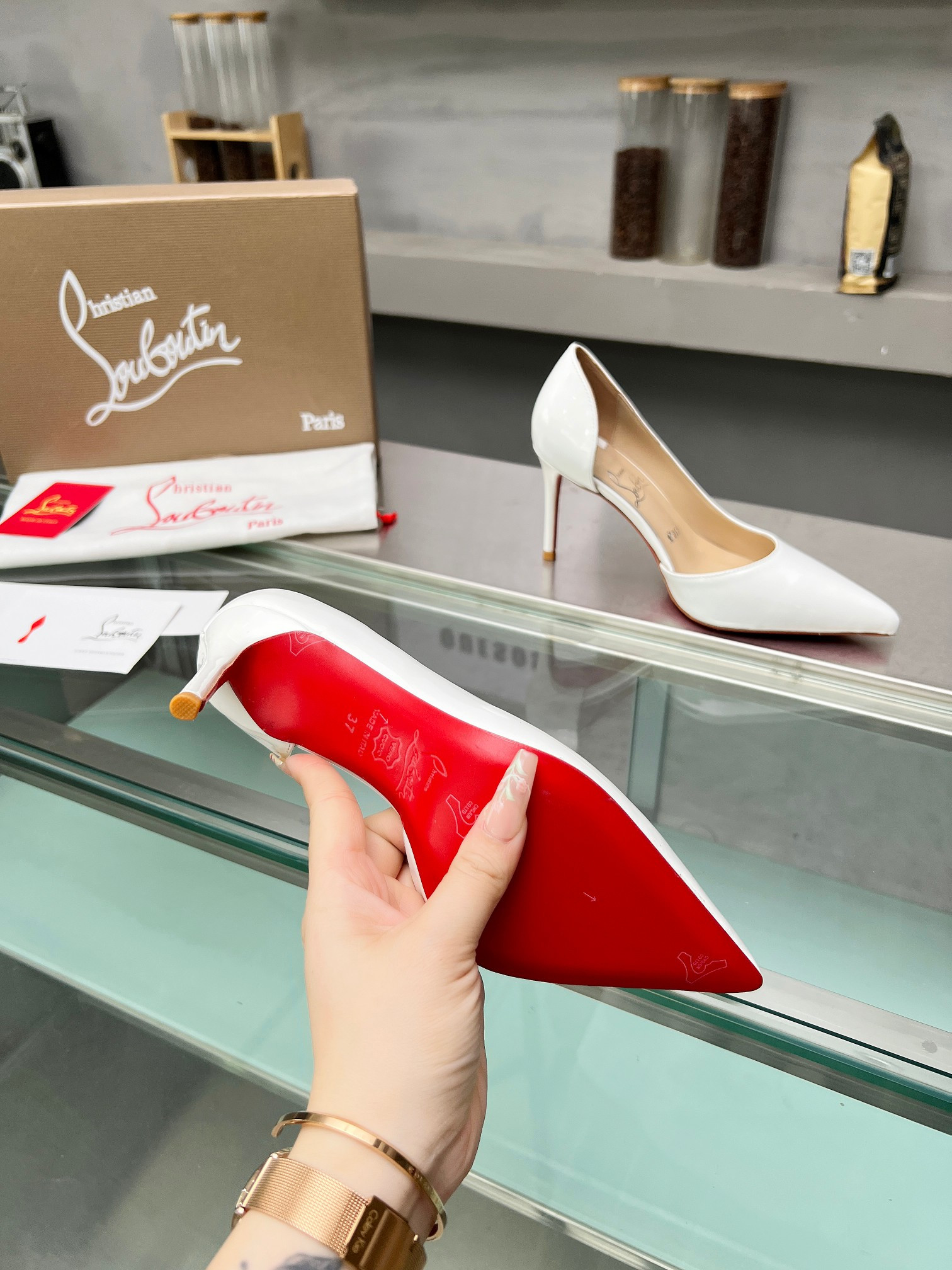 ua ch**an louboutin cl red-botT0m shoes