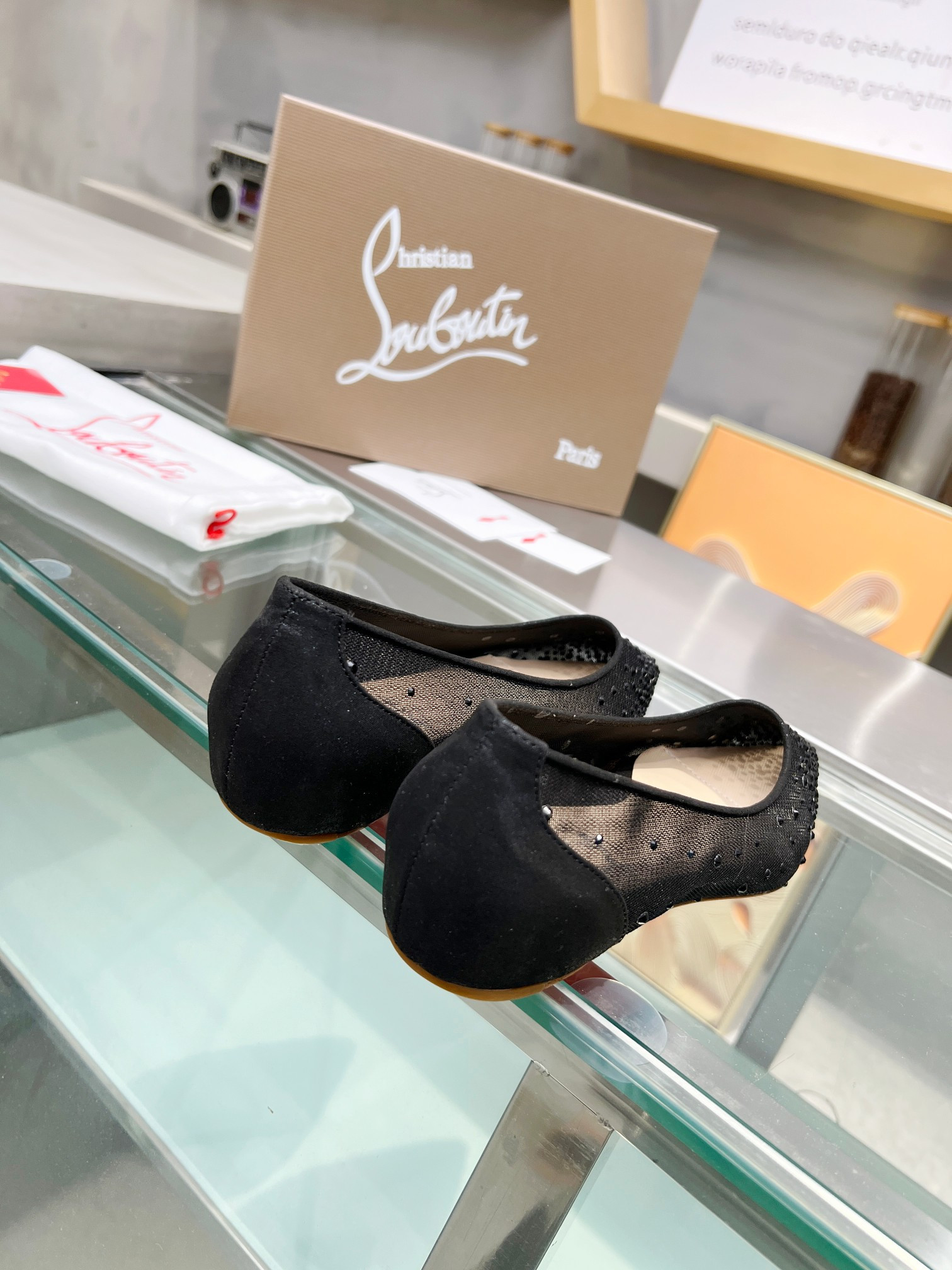 ua ch**an louboutin cl red-botT0m shoes