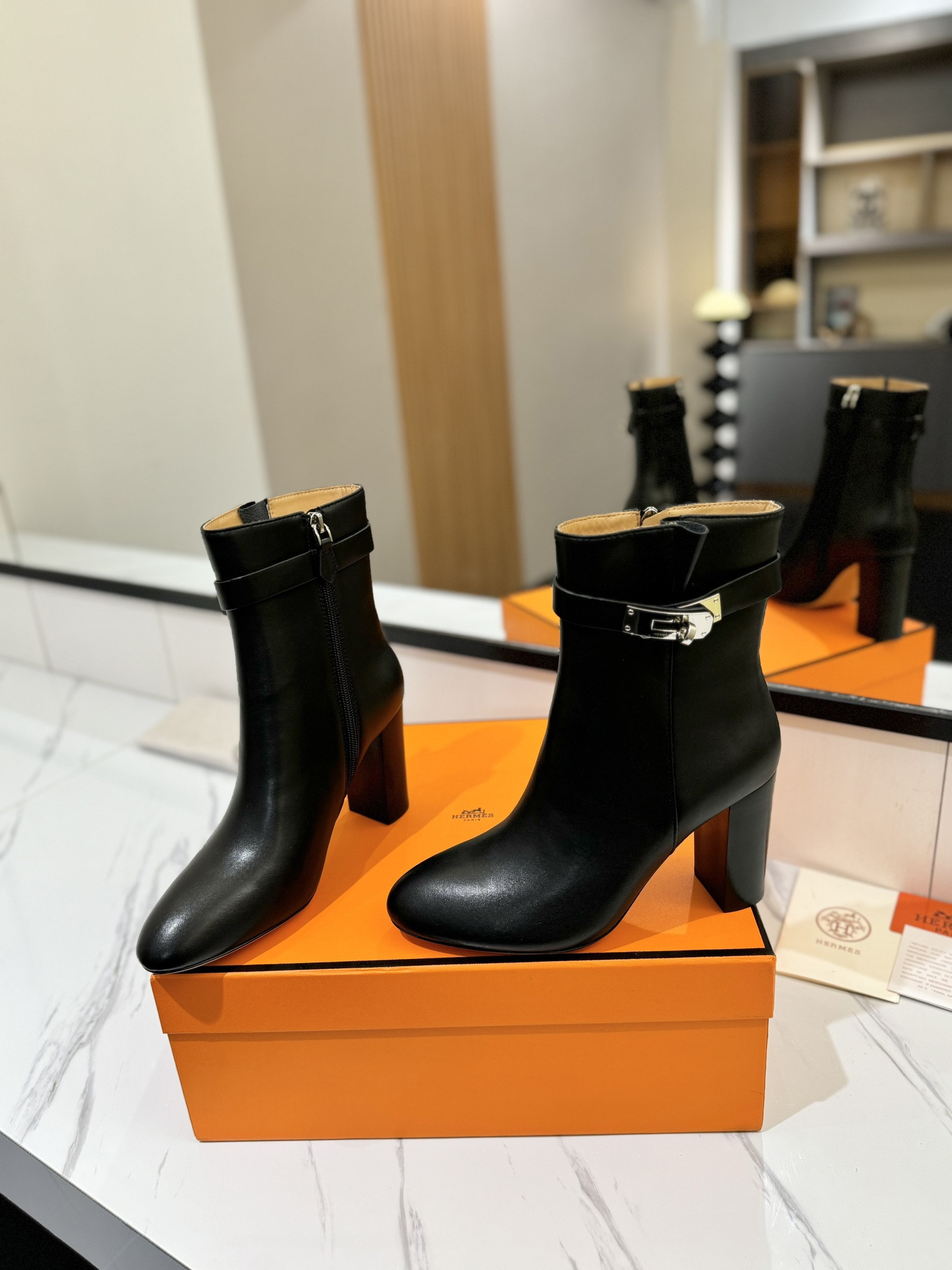 ua H**mes kelly jumping boots