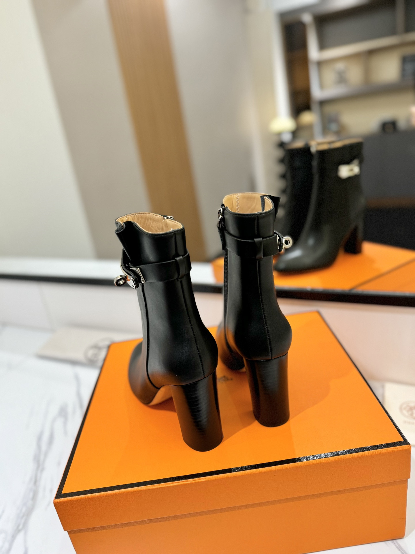ua H**mes kelly jumping boots