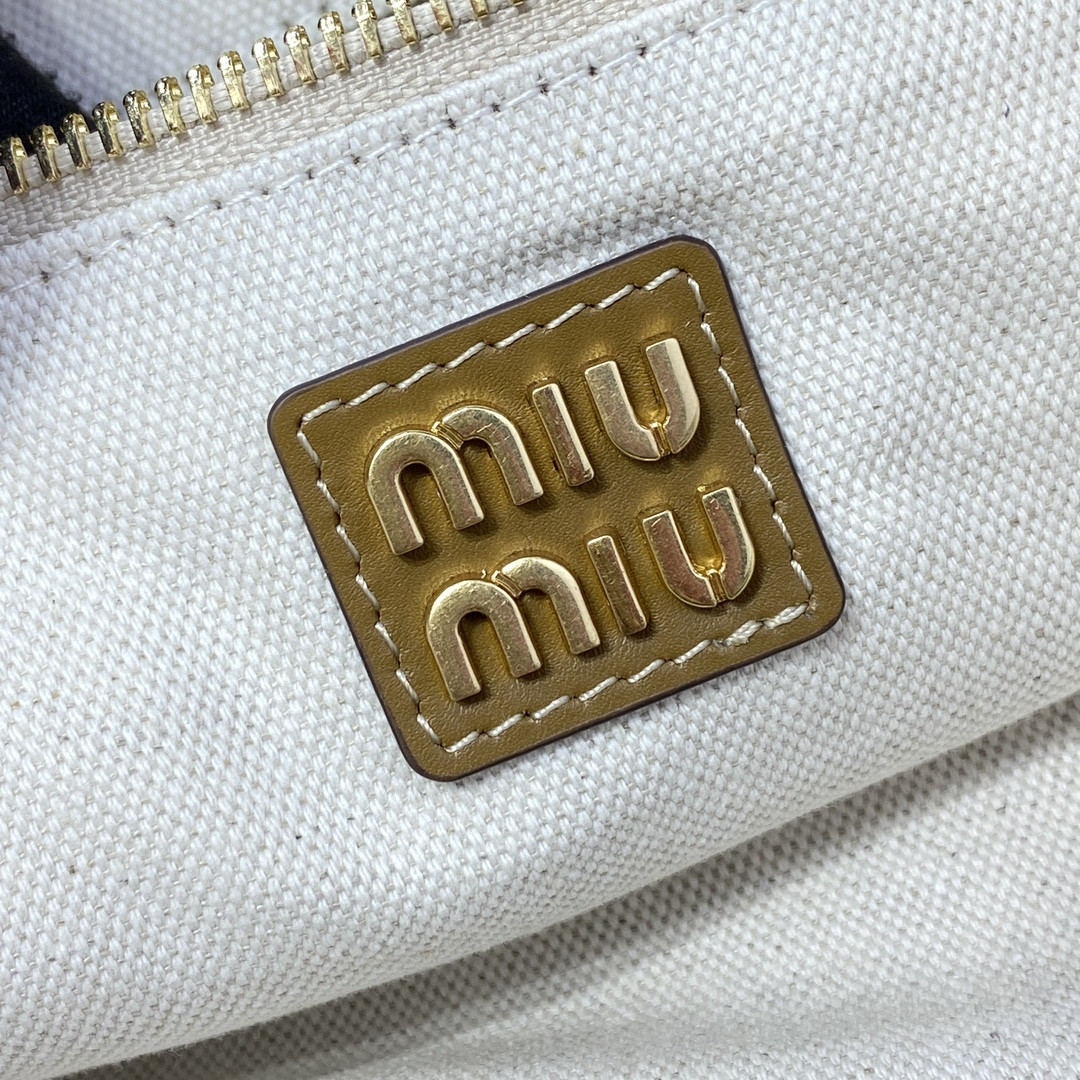 M1v M1v ivy leather bag 40x35cm