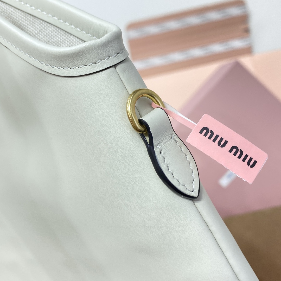 M1v M1v ivy leather bag 40x35cm