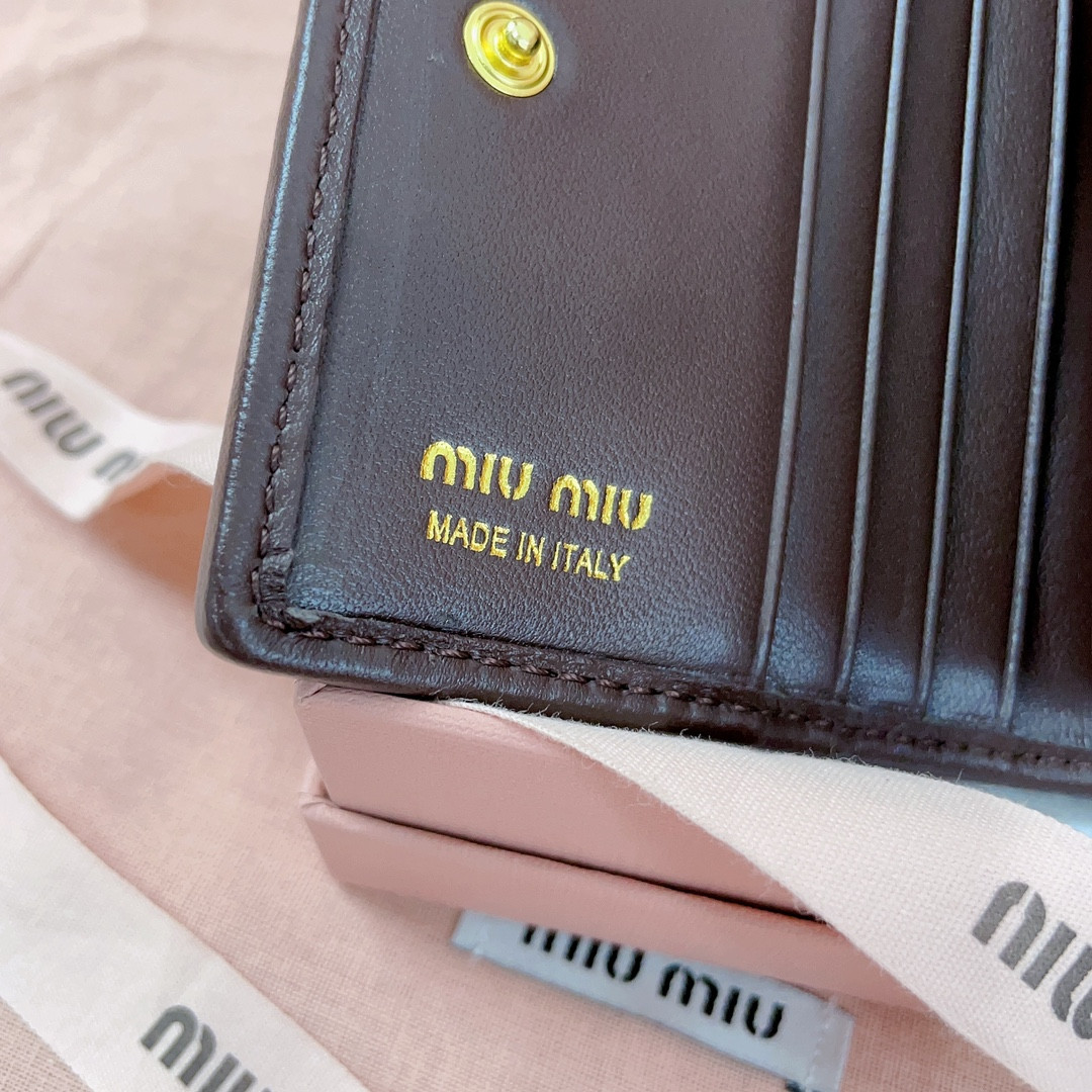 M1v M1v small matelassé nappa leather wallet 11.2x8.5cm
