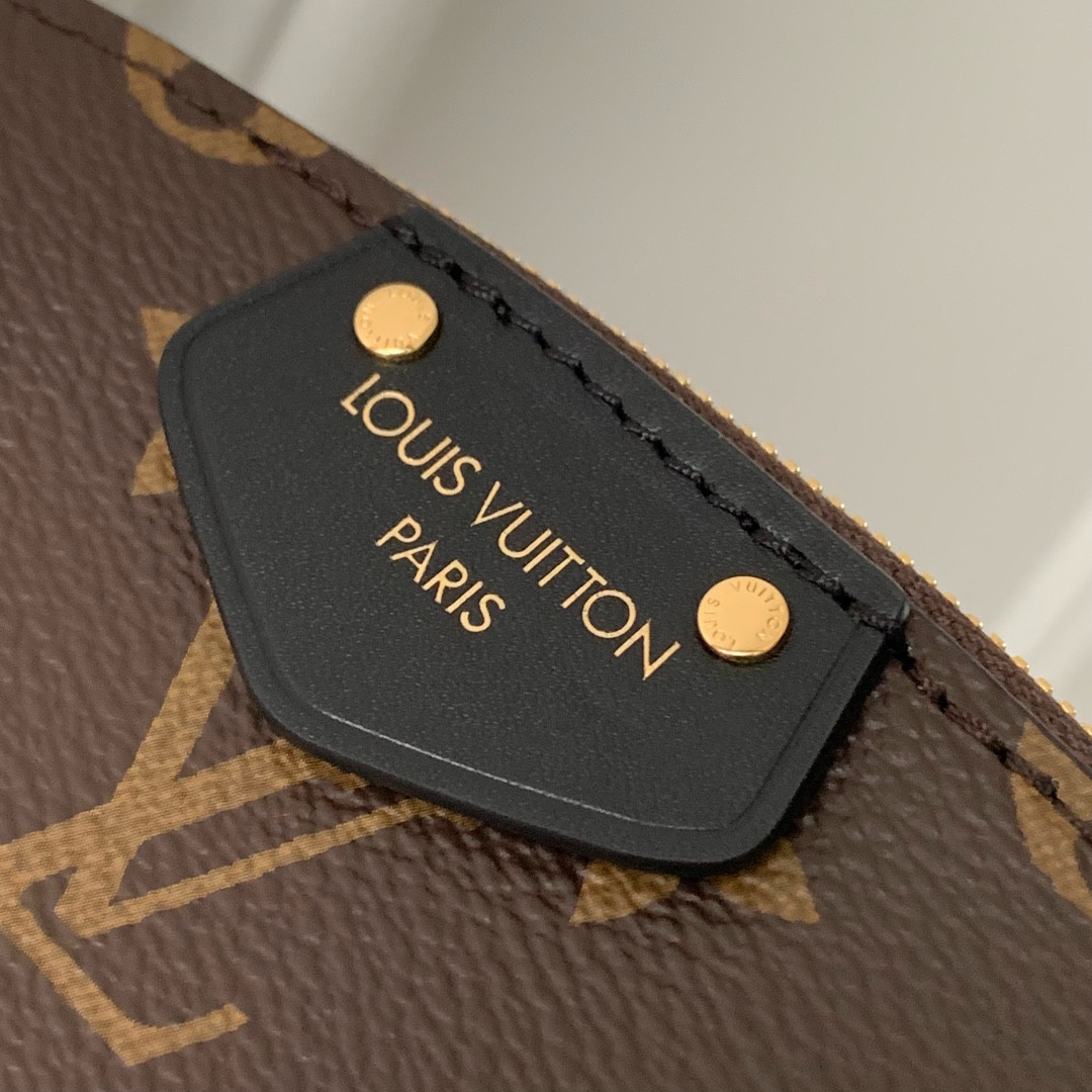 LV Be Alma M12996 23x15x7cm