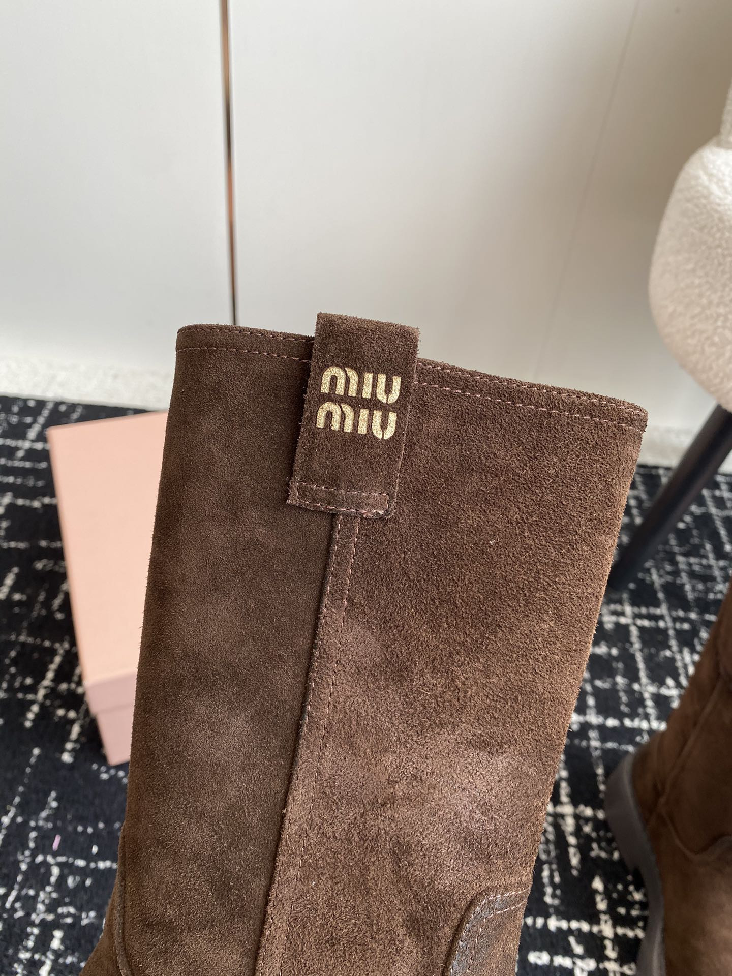 ua M1v M1v boot