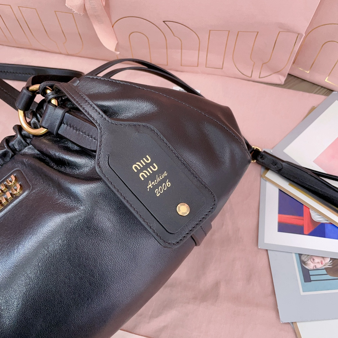 M1v M1v small joie nappa leather bag 16x32x10.5cm