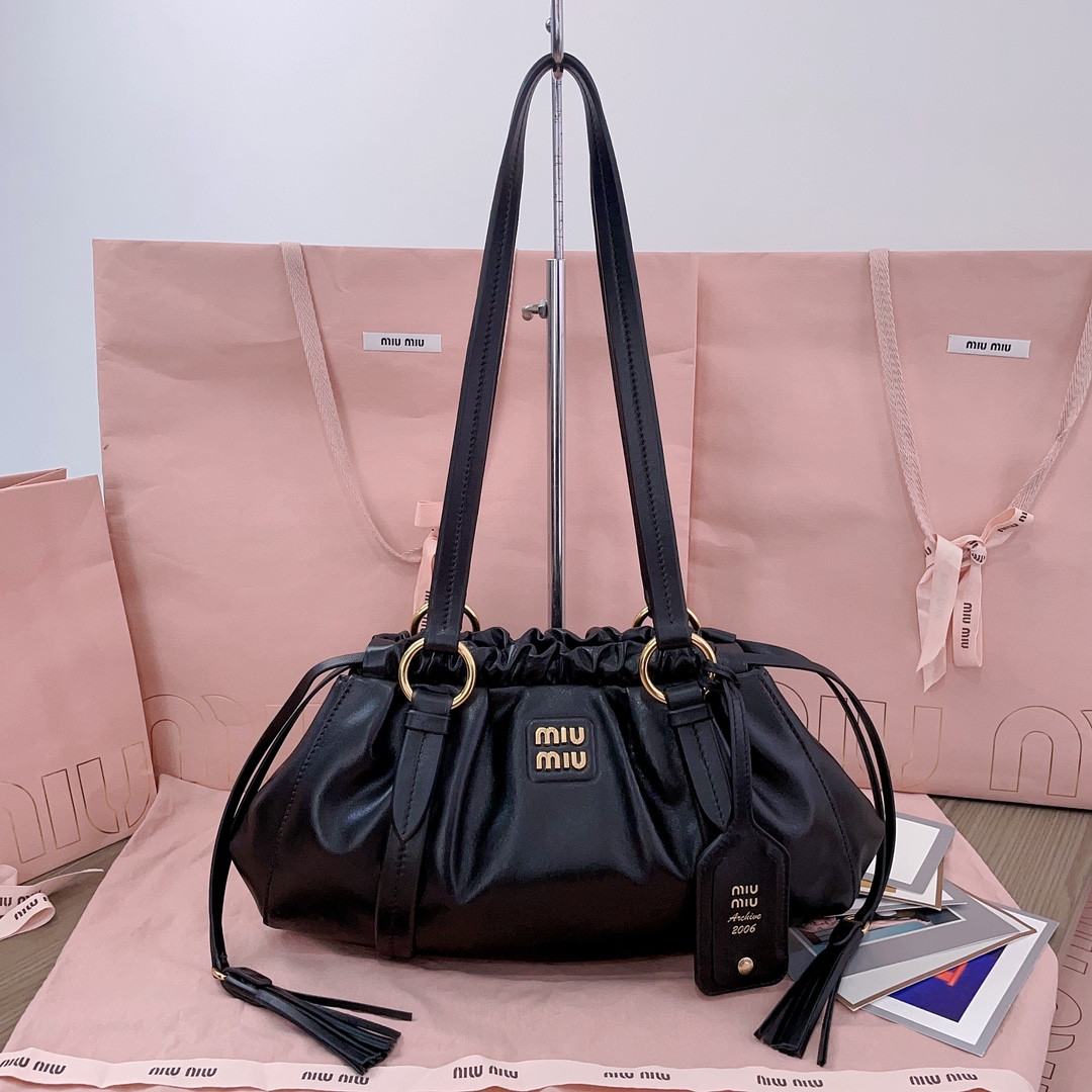 M1v M1v small joie nappa leather bag 16x32x10.5cm