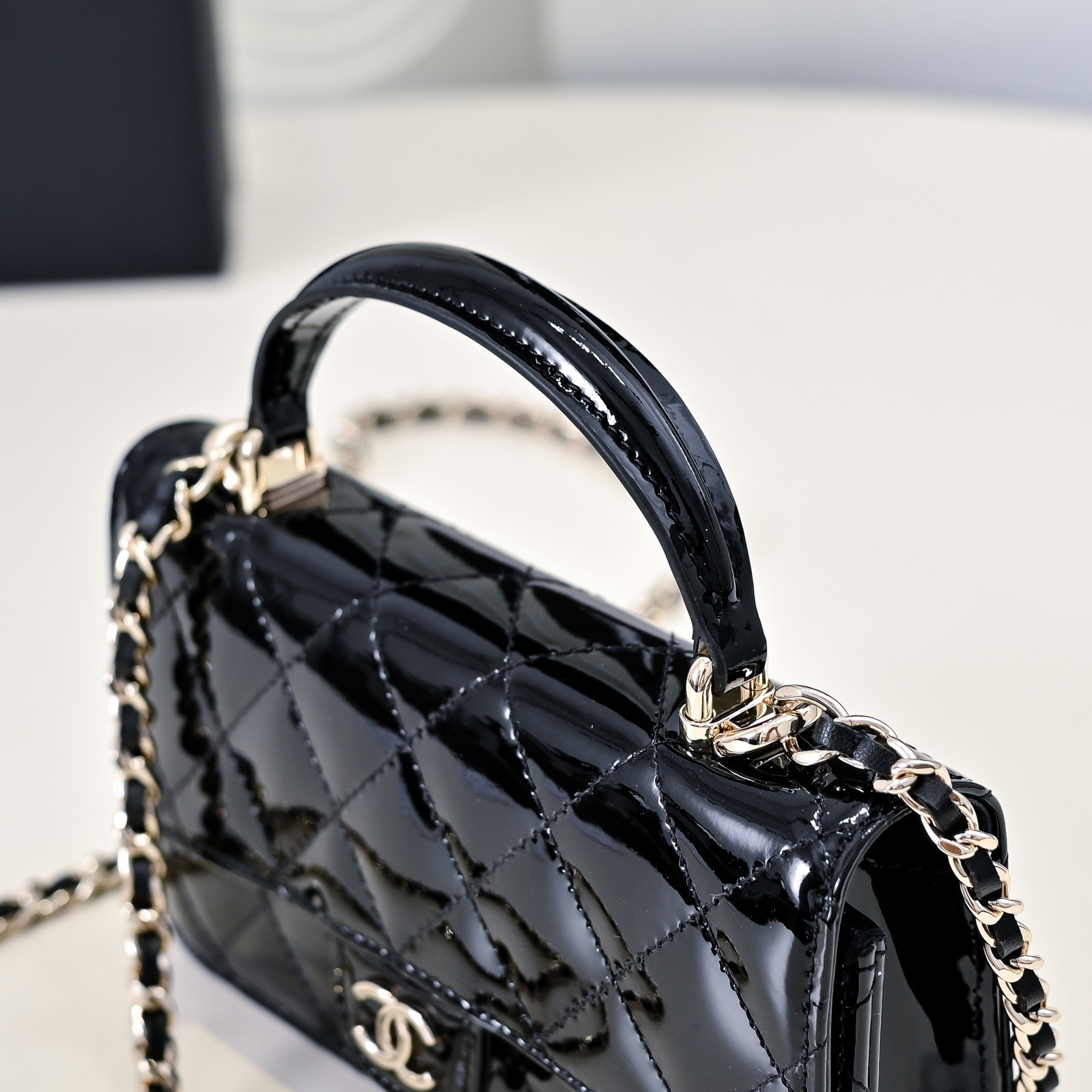 Ch*el classic handbag with top handle 17x10x4.5cm