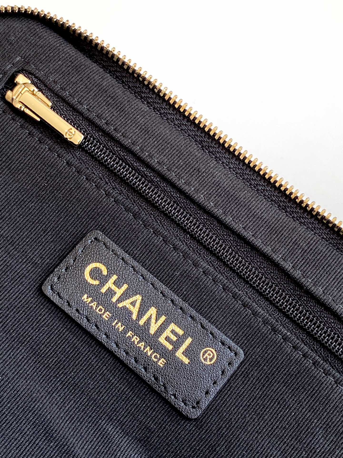 Ch*el vanity case 12x23x10cm