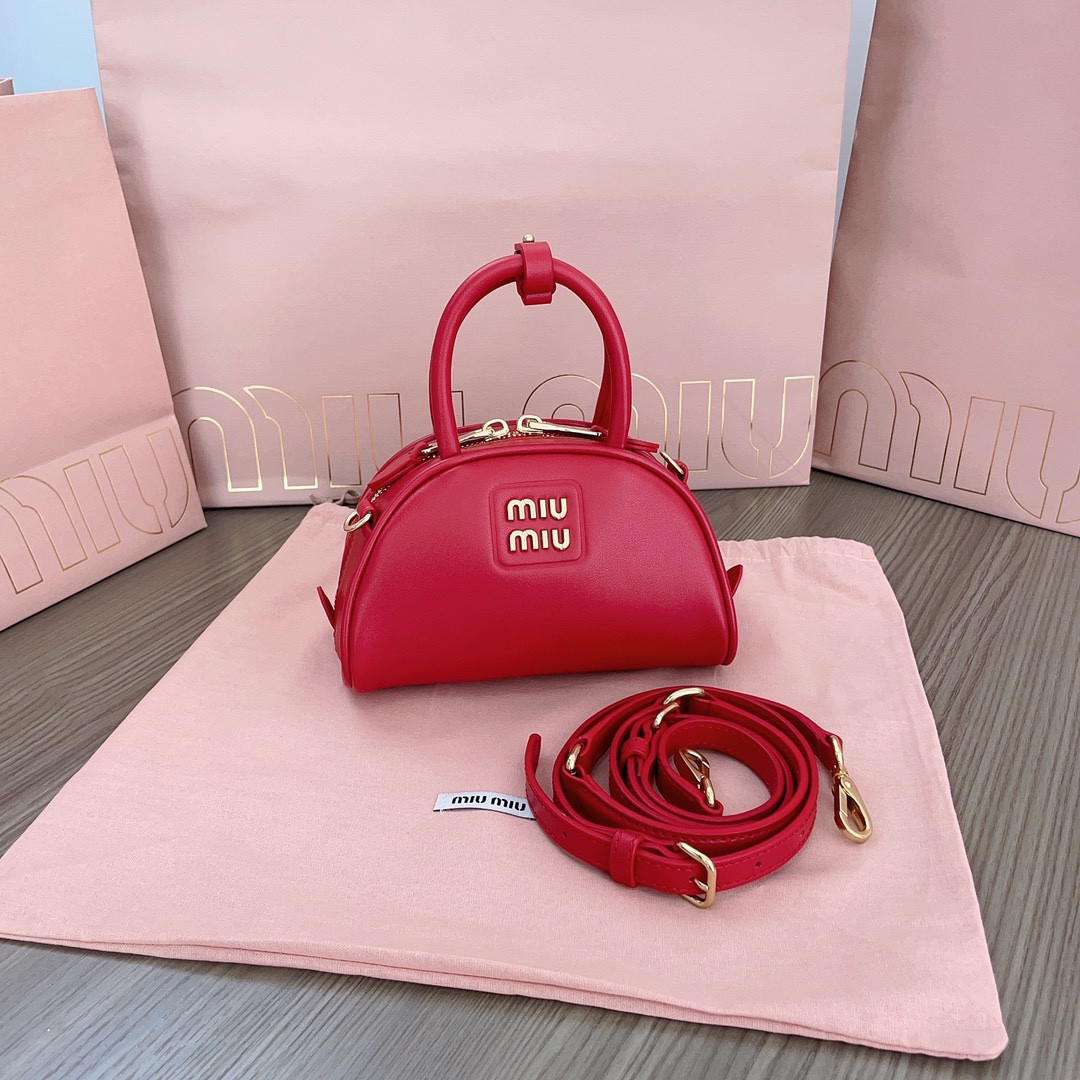M1v M1v dumpling bag 18x11.5x8cm