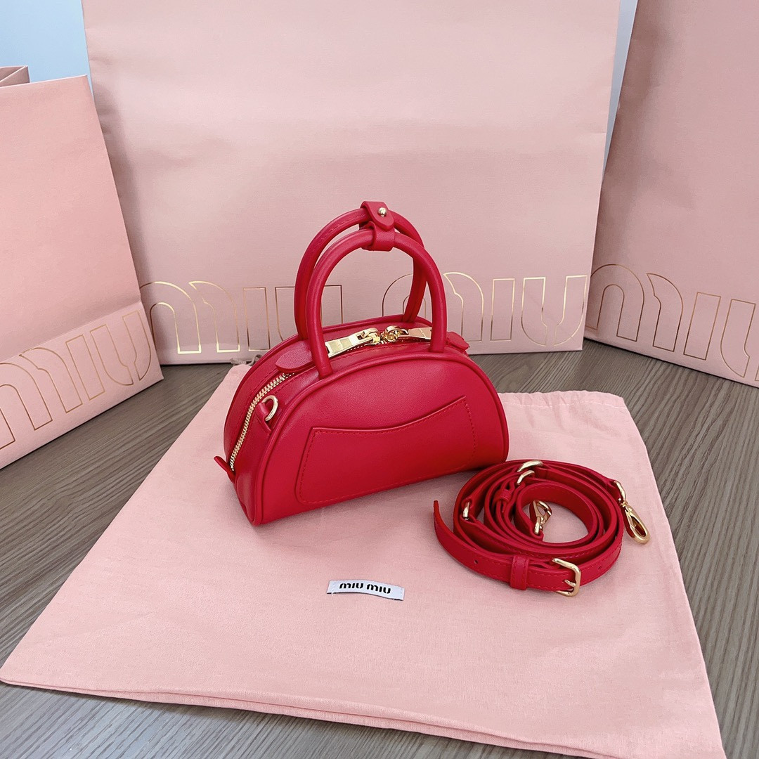 M1v M1v dumpling bag 18x11.5x8cm
