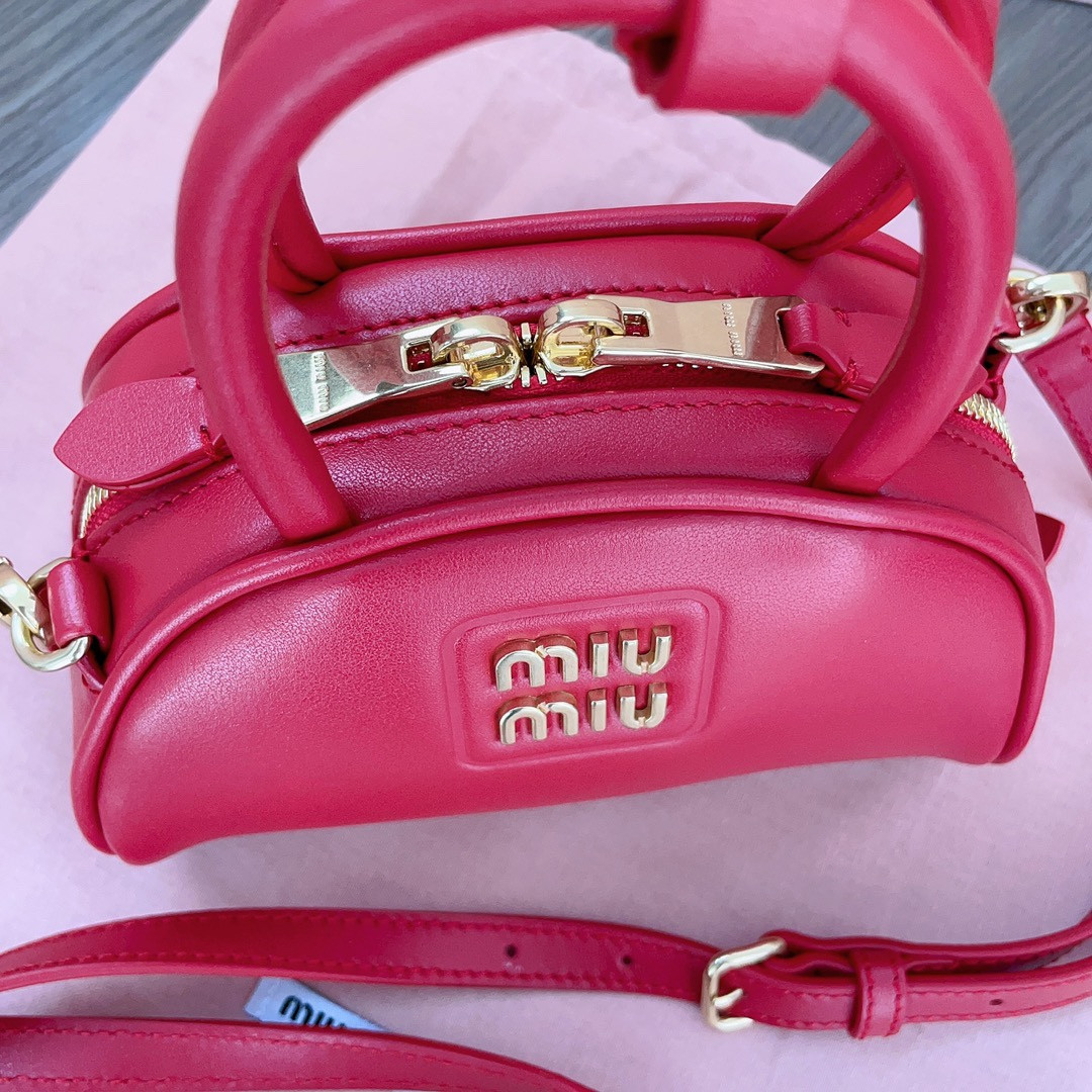 M1v M1v dumpling bag 18x11.5x8cm