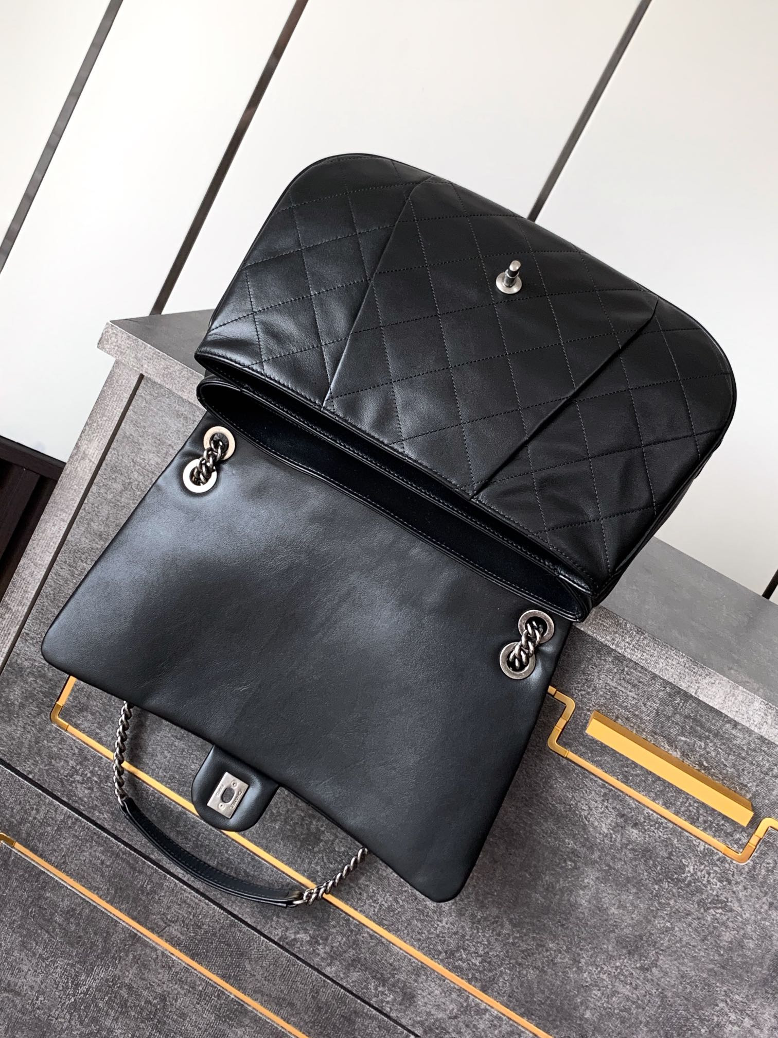 Ch*el crossbody bag 26x34x7.5cm