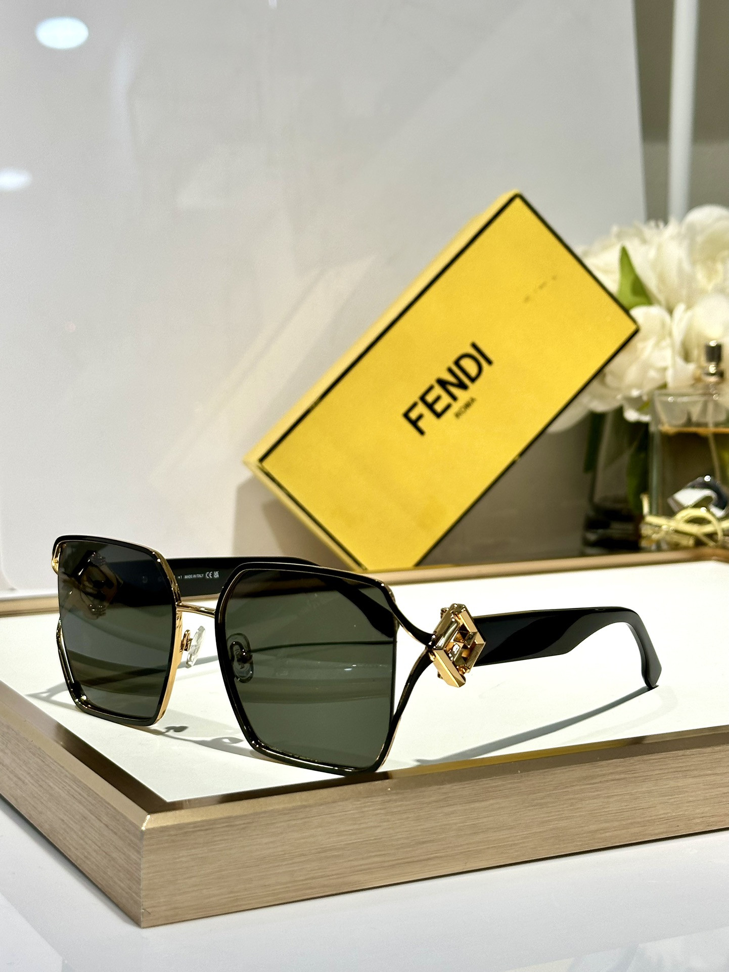 F**di glasses fe40151uu 50-21-135