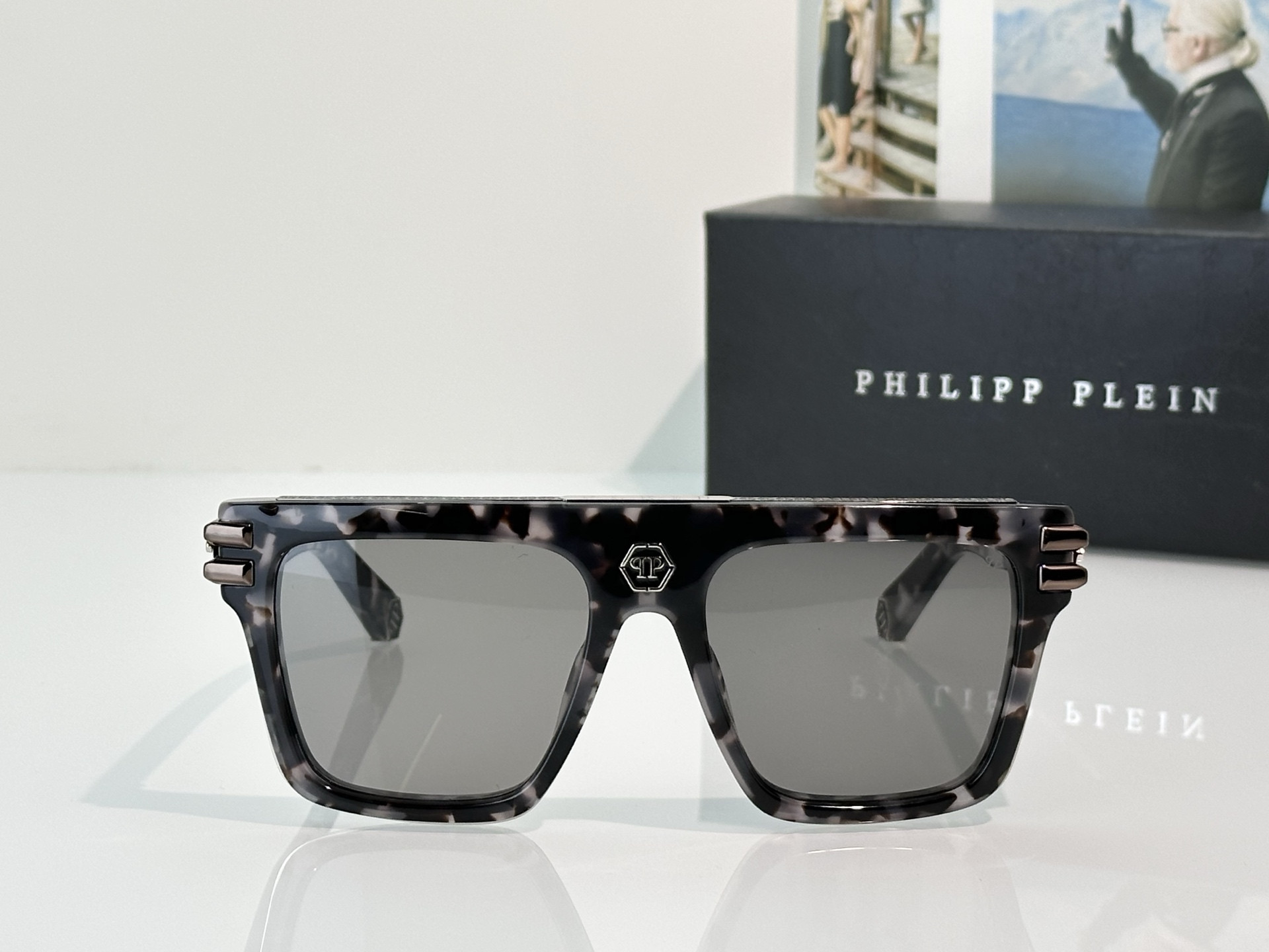 phi1ipp P1ein glasses spp98m 56-19-145