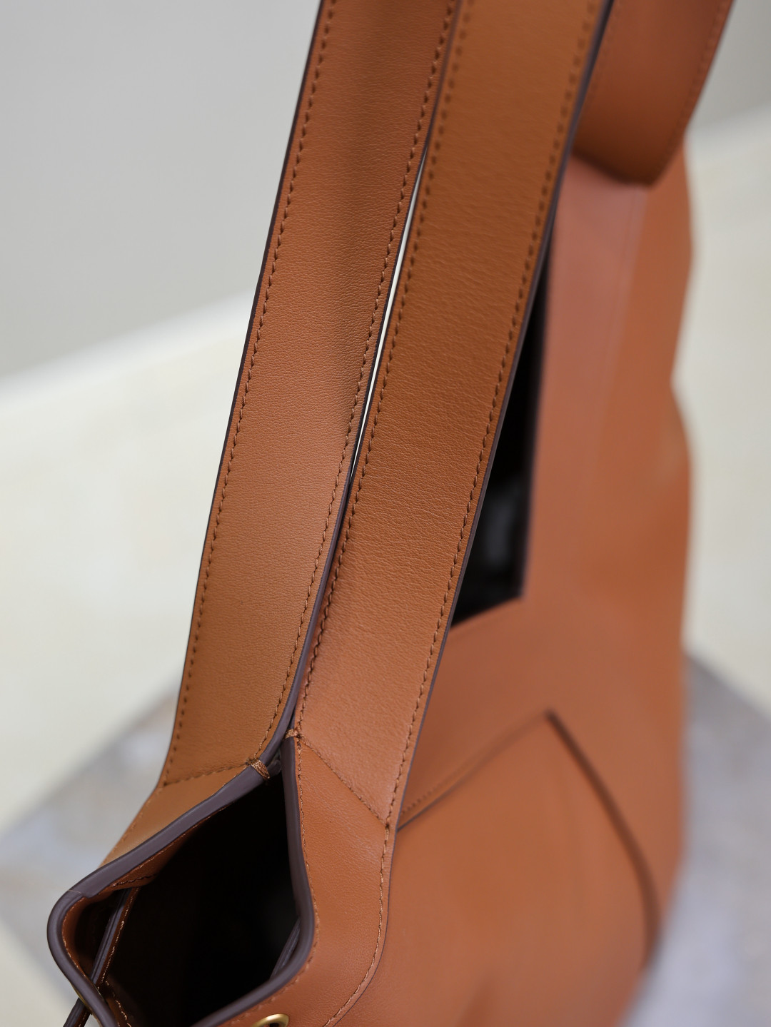 Y*L y large hobo (leather) 35 x 25 x 15 cm