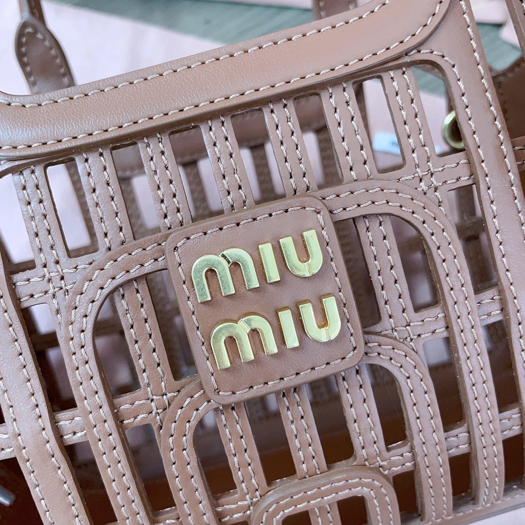M1v M1v leather basket 12.5x24x9cm