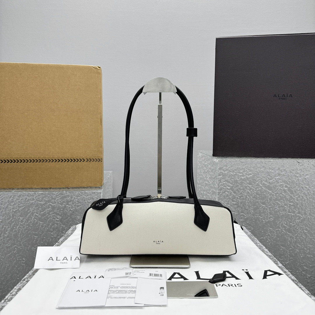 A1a1a LE TECKEL SMALL BAG 27x9x8cm