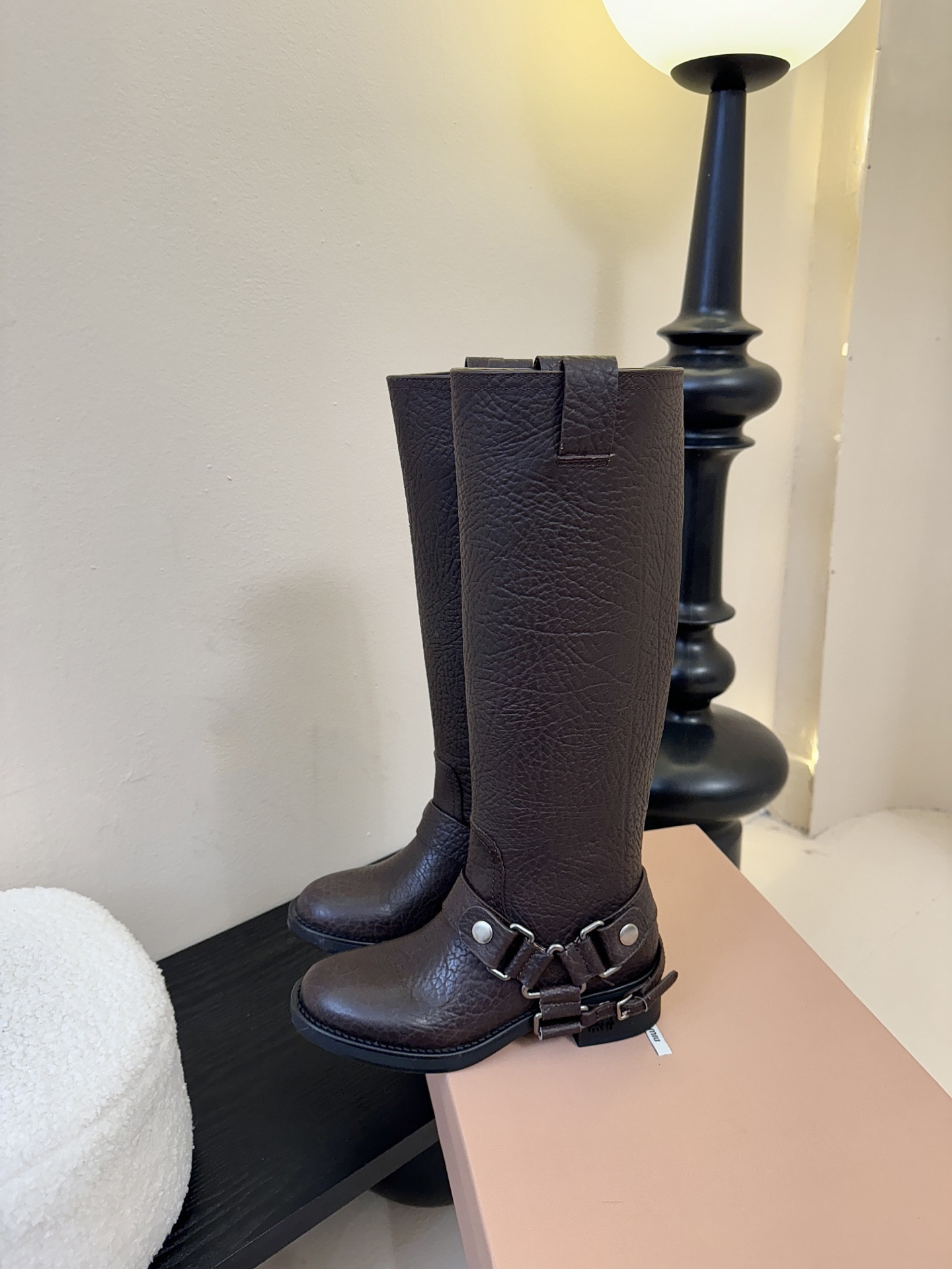 ua M1v M1v boot