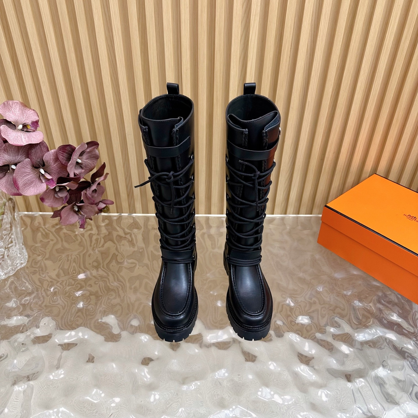 ua H**mes landscape boot