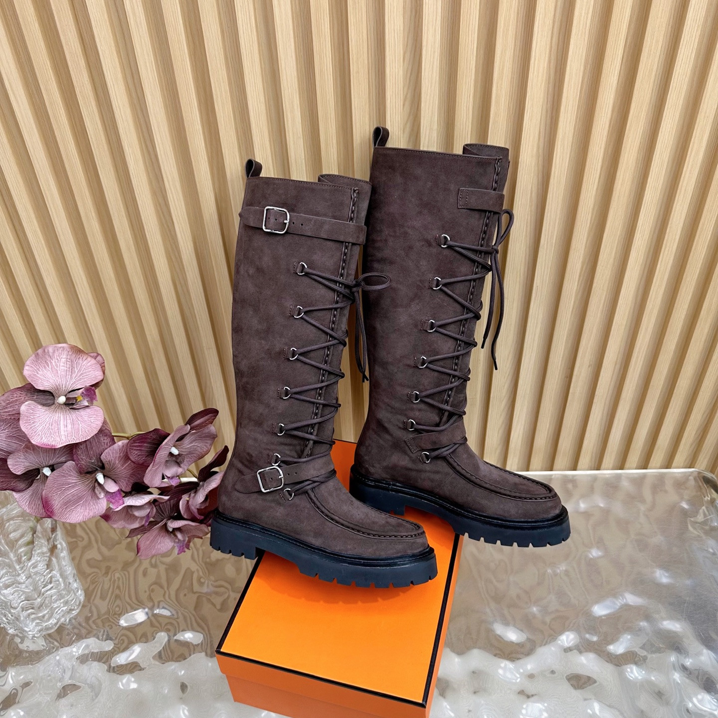 ua H**mes landscape boot