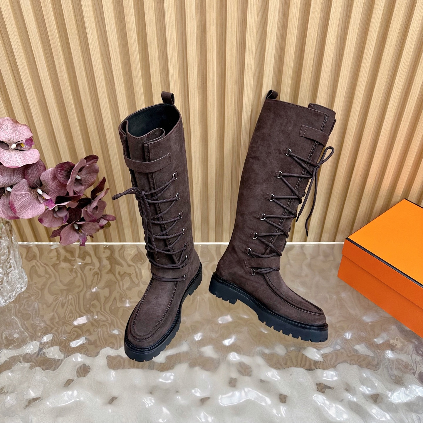 ua H**mes landscape boot