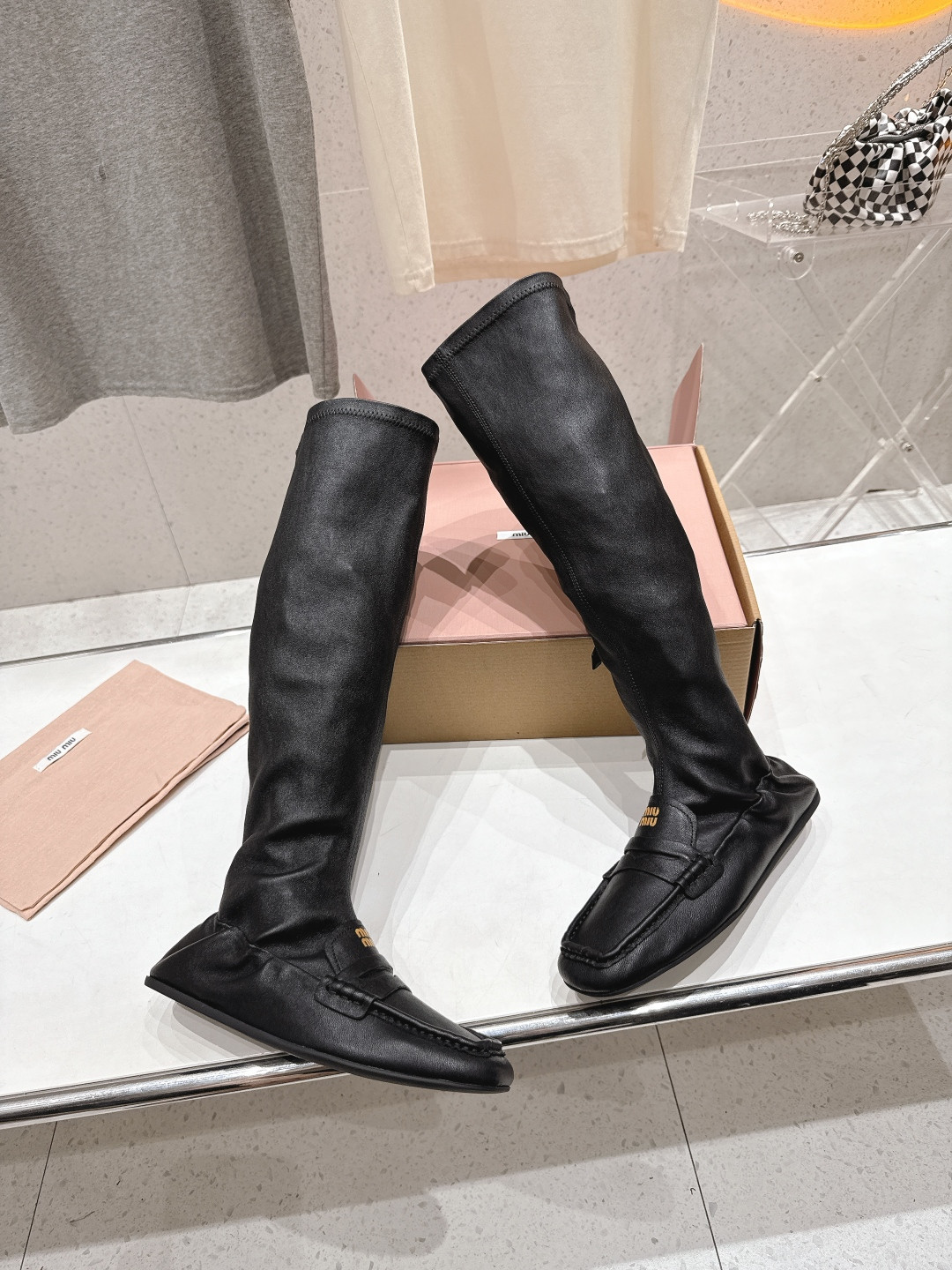 ua M1v M1v ruches nappa leather boots
