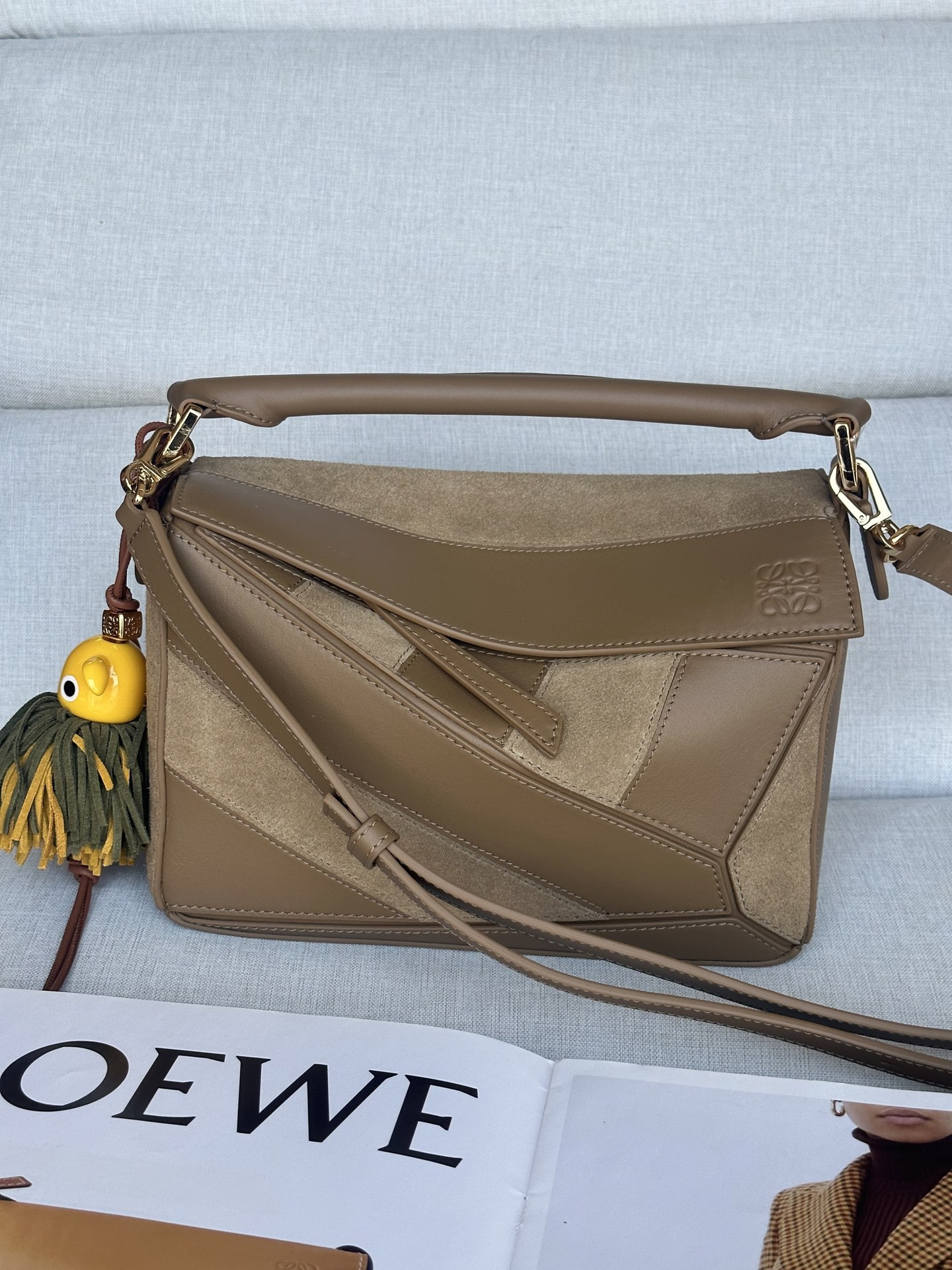 L0ew* small puzzle bag in classic calfskin and suede 16.5x24x10.5cm