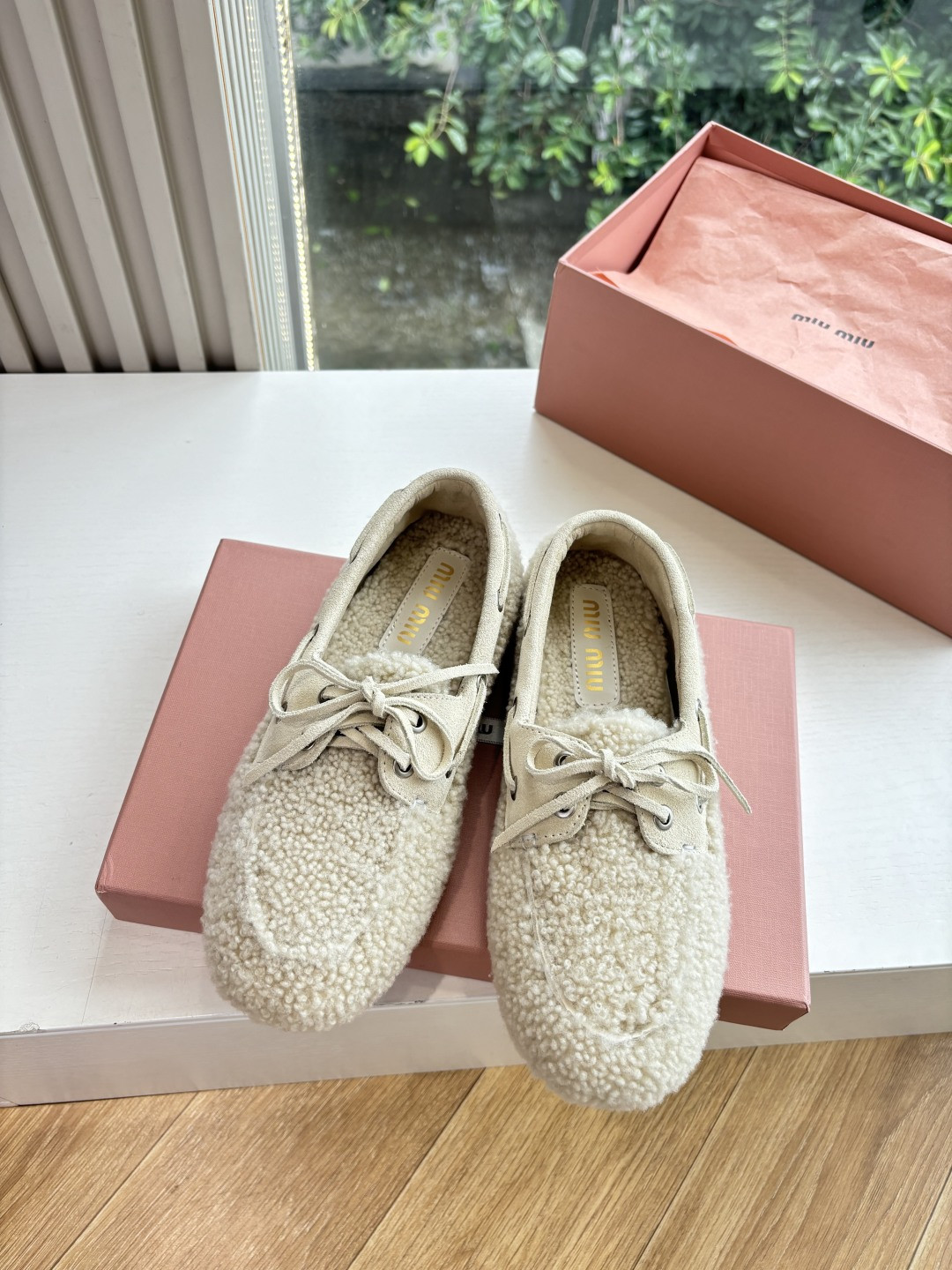 ua M1v M1v shearing loafers