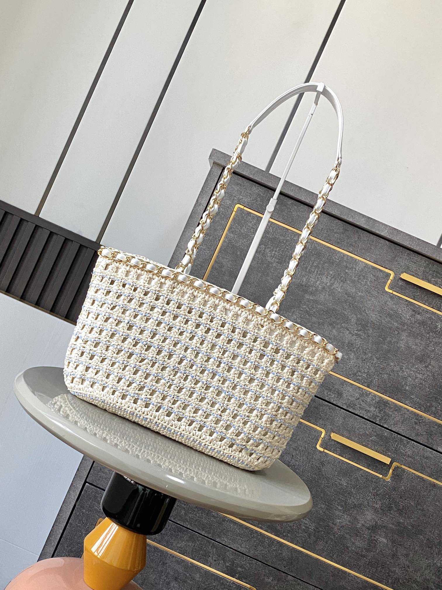 Ch*el shopping bag 21x33x11cm