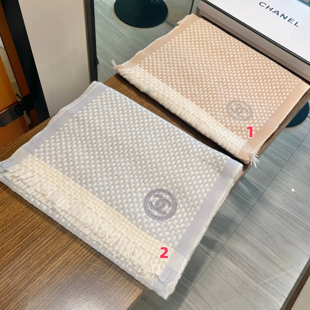 Ch*el scarf 35x200cm 100% wool