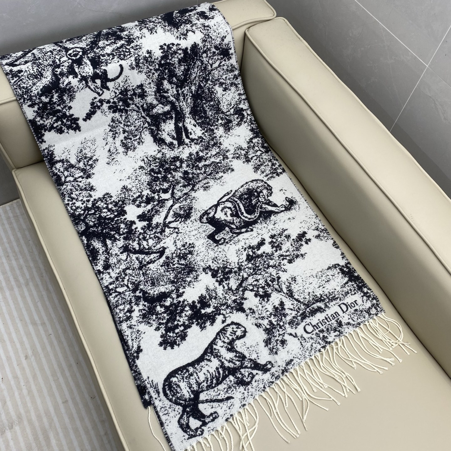 D*or scarf 200x45cm 59% cashmere 41% wool