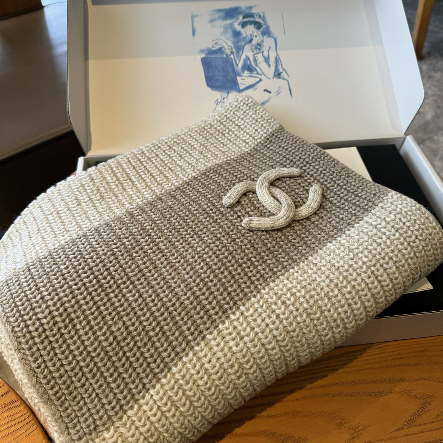 Ch*el scarf 30x200cm 100% cashmere
