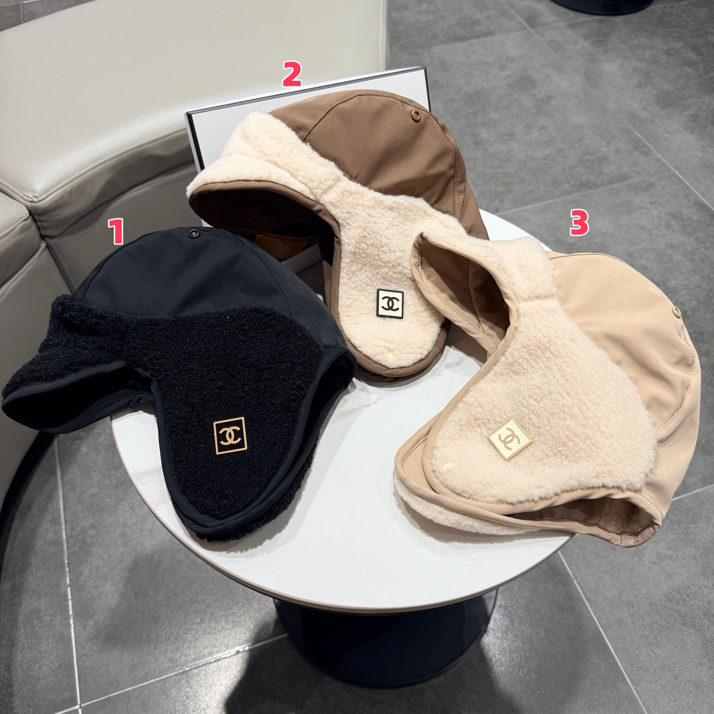 Ch*el hat