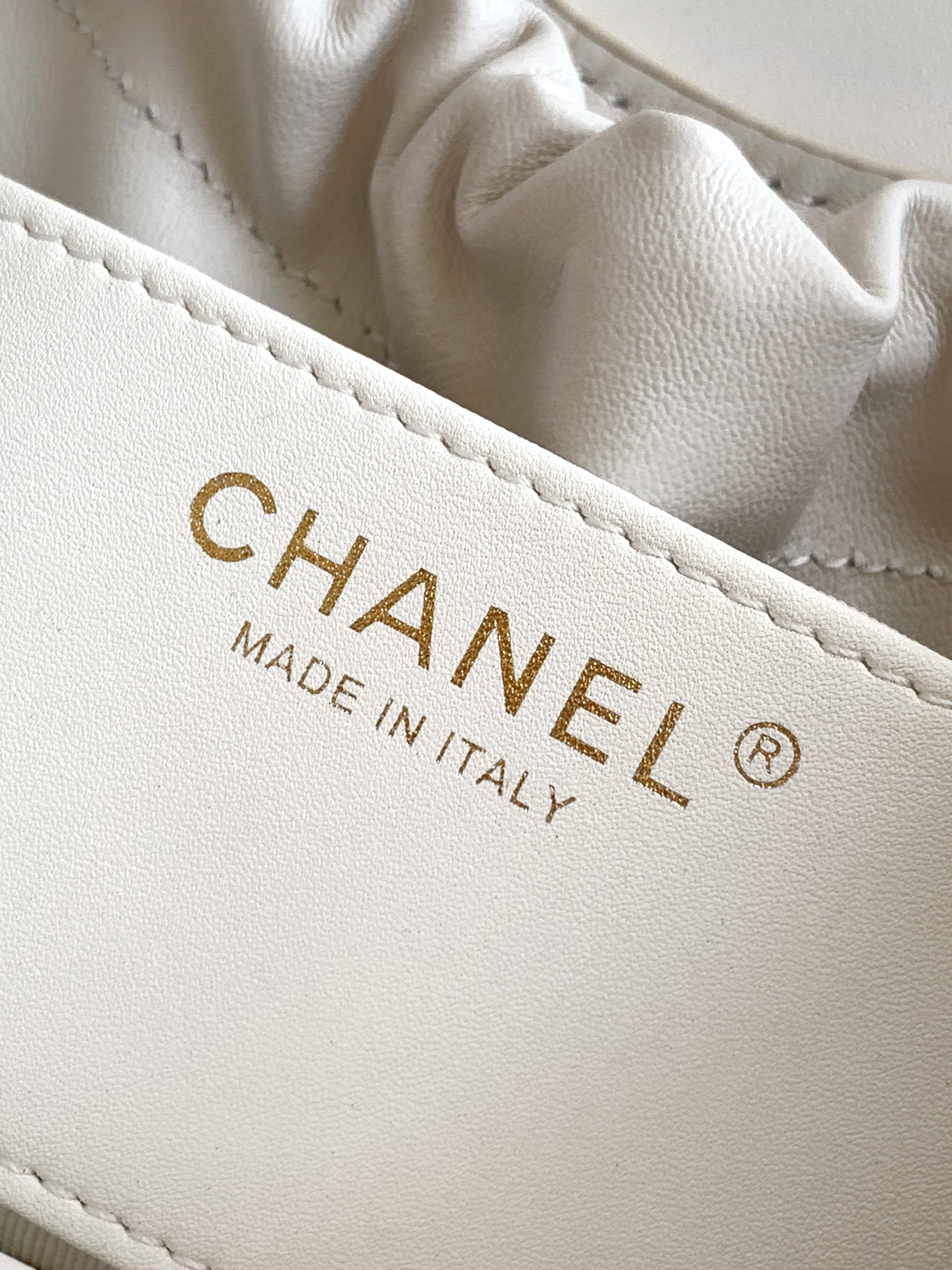 Ch*el 26p shopping bag 26x18x10cm
