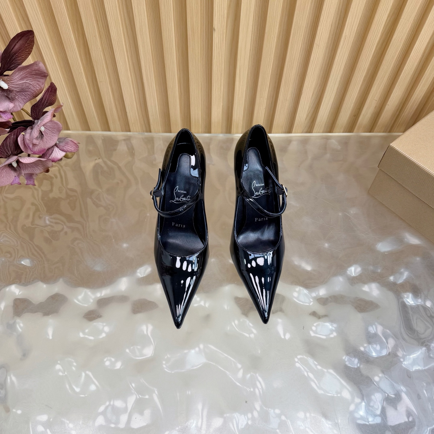 ua Ch**an louboutin mary jane pumps 15cm heel
