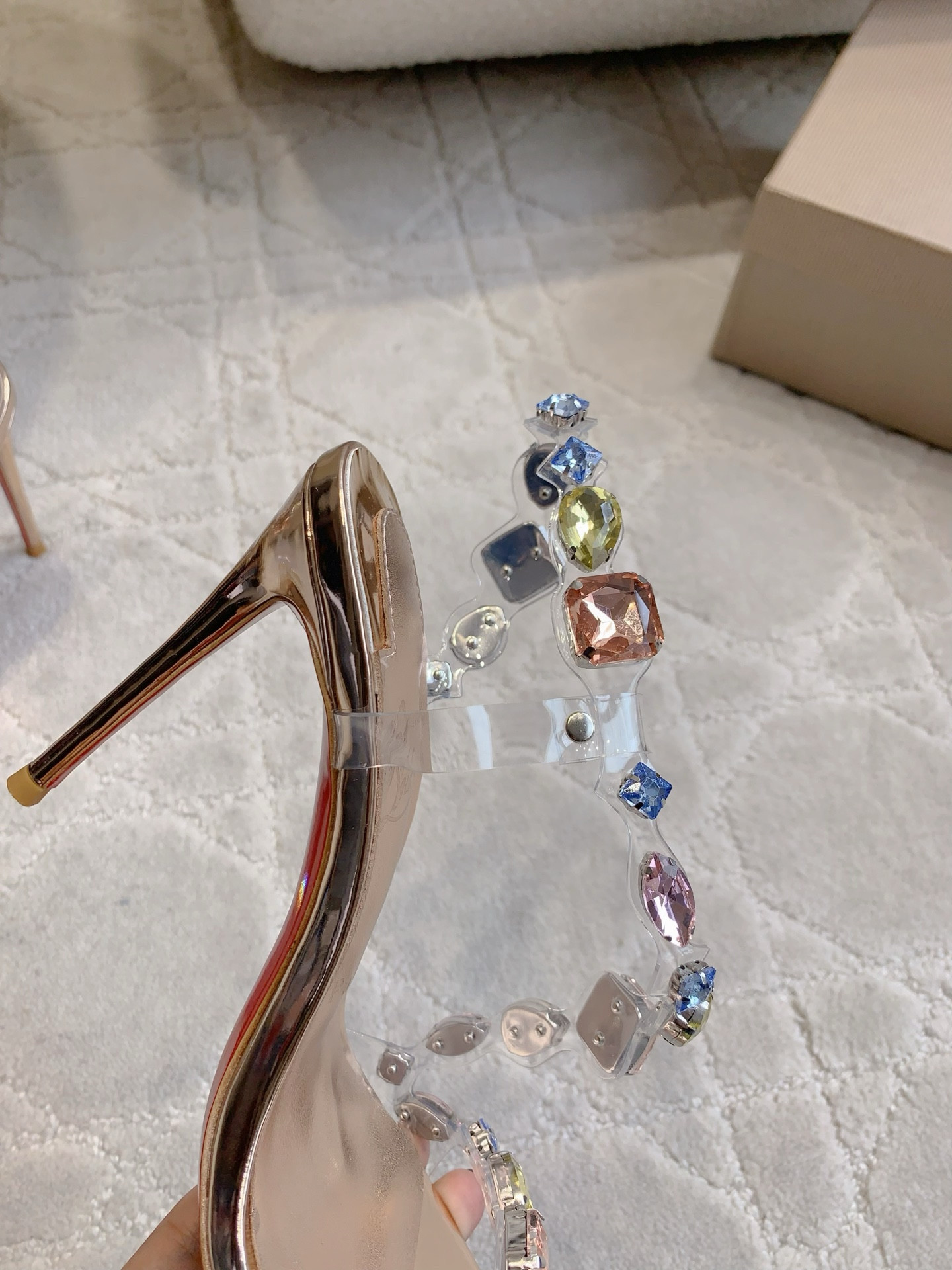 ua Ch**an louboutin rosa z jewel 9.5cm heel