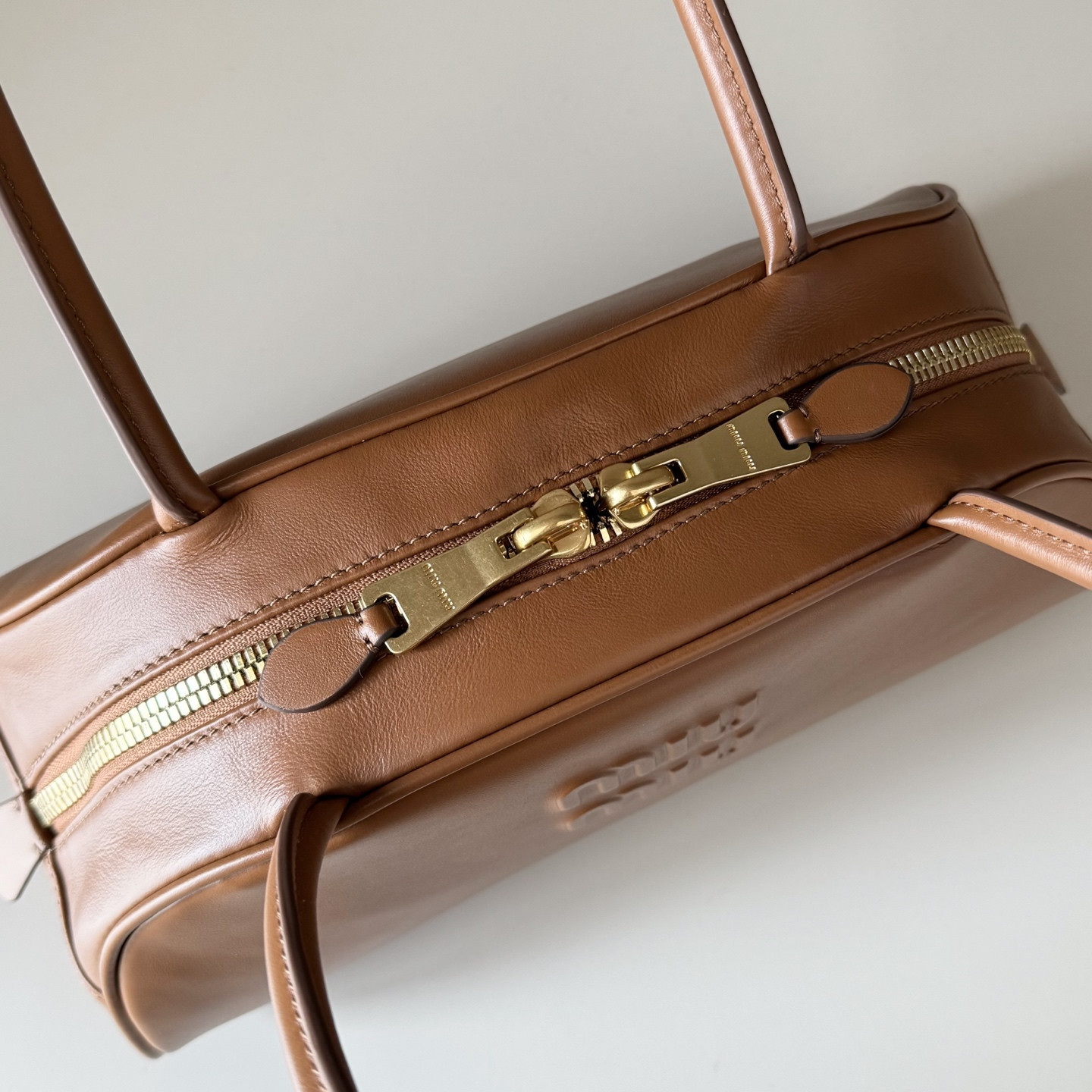 M1v M1v medium beau leather bag 13x30x13.5cm