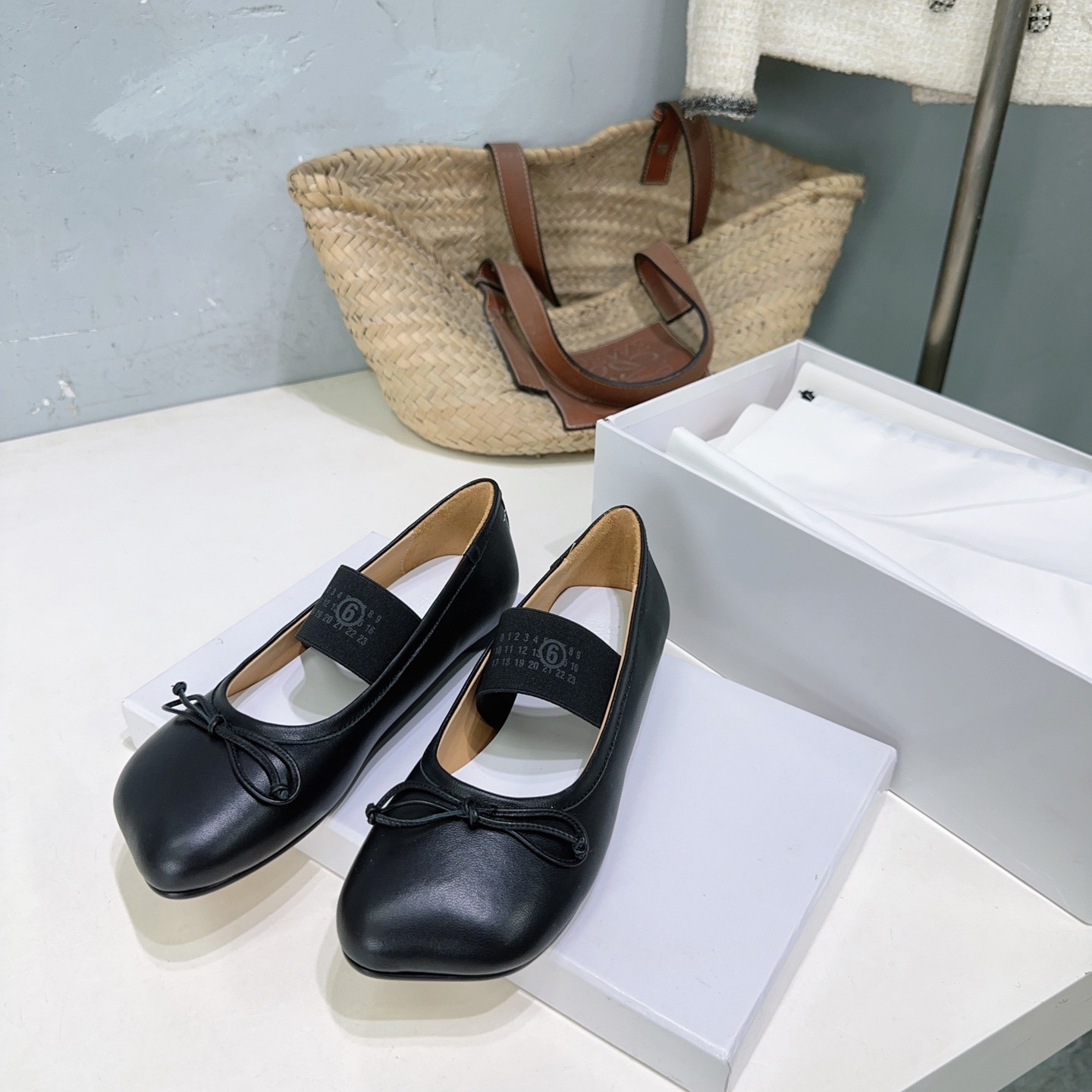 ua ma*s*n ma*i*la anaT0mic numeric ballerinas