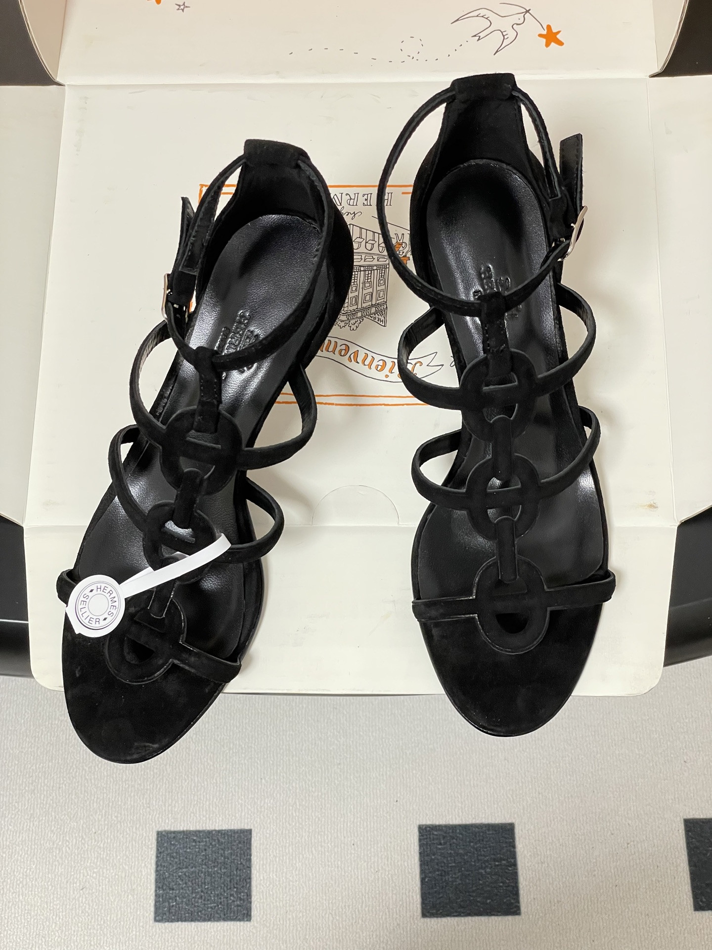 ua H**mes magic 70 sandal