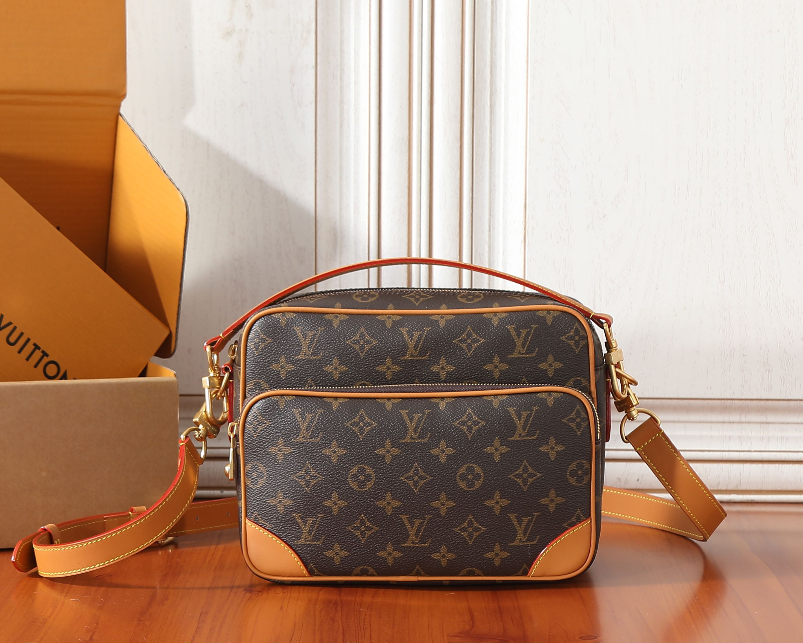 LV NIL Large Handbag M27852 28.5x20x11.5cm